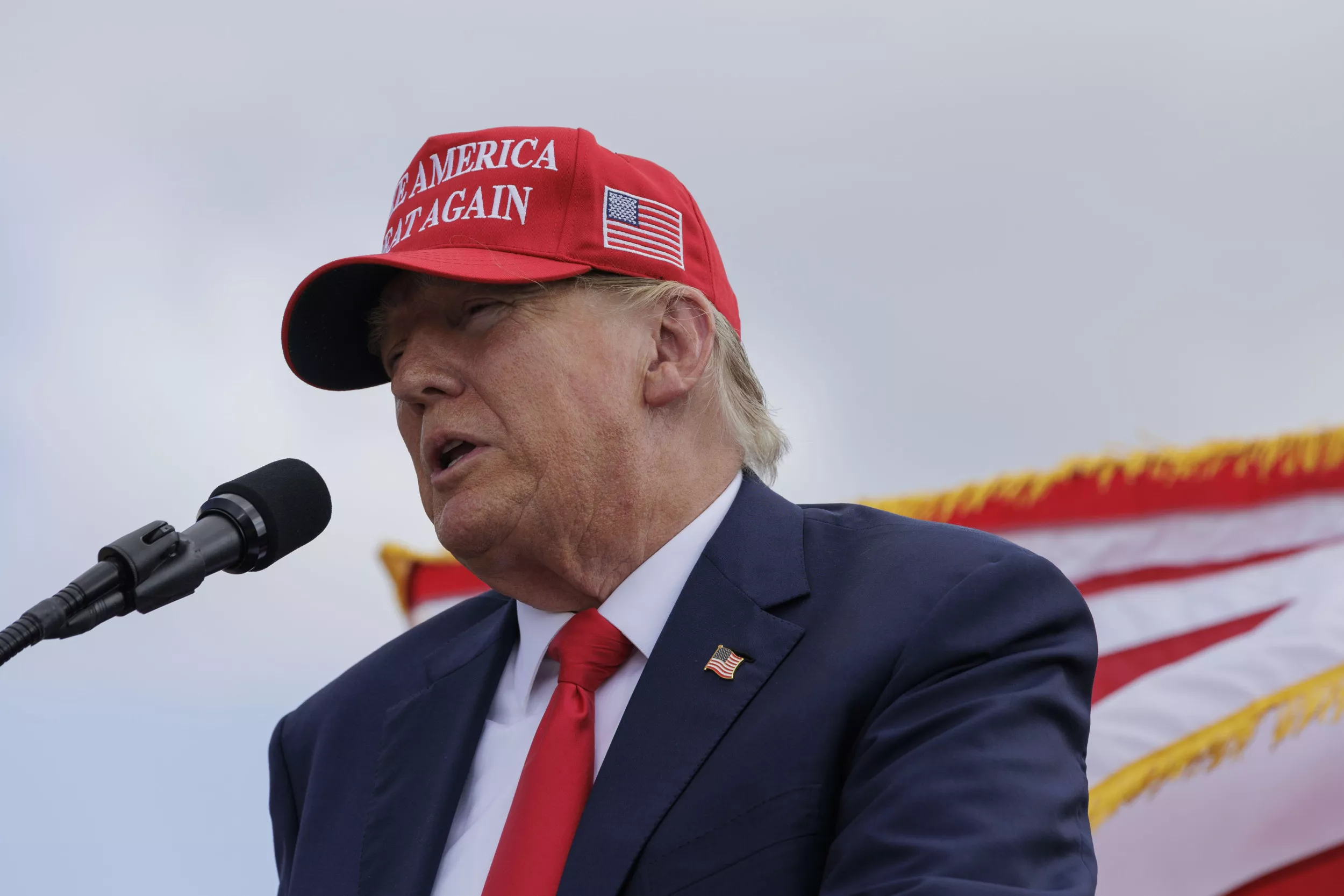 Donald Trump Gives Ronna McDaniel an Ultimatum - Vimarsana News