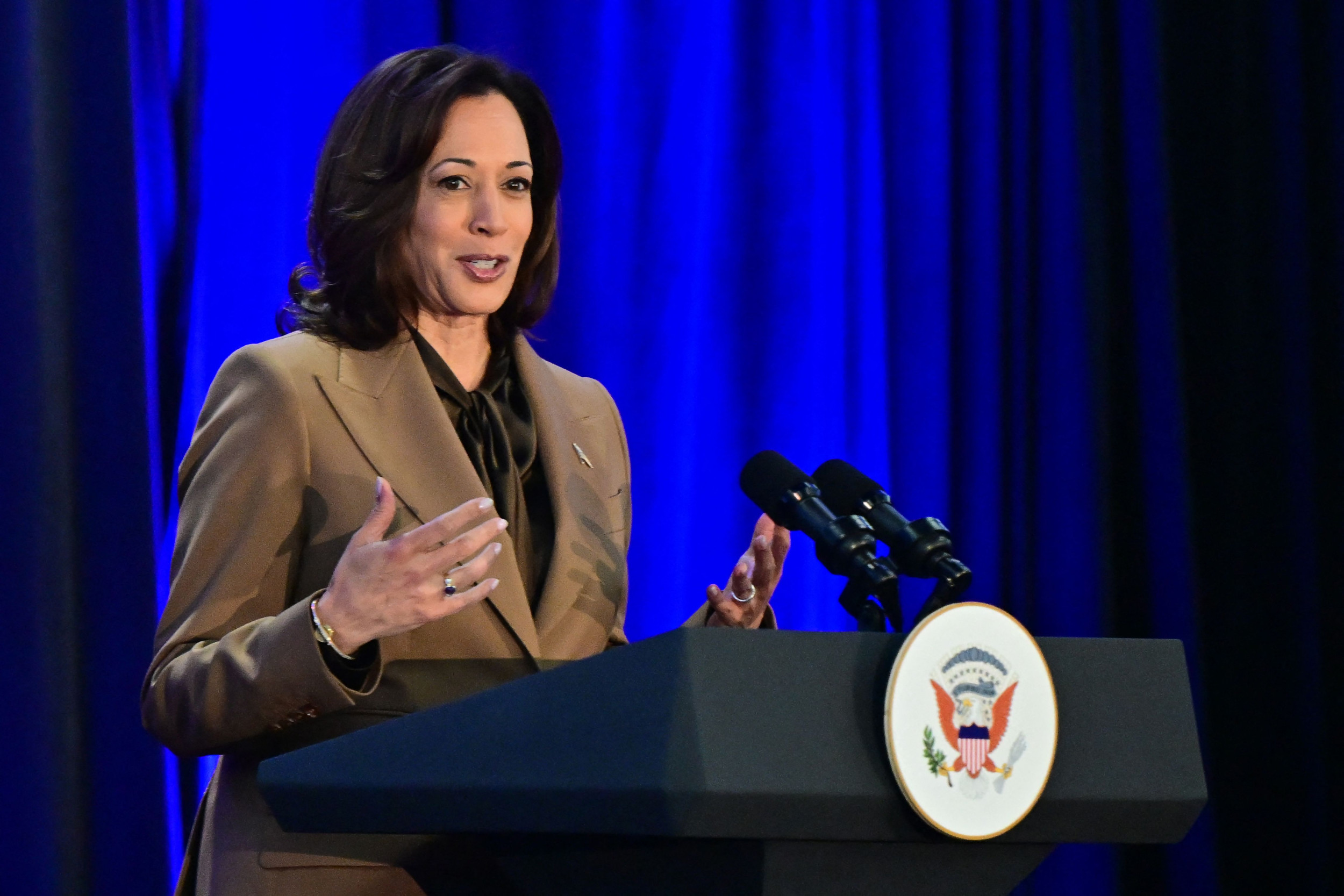 Kamala Harris Protesters Heckle Her Fundraiser