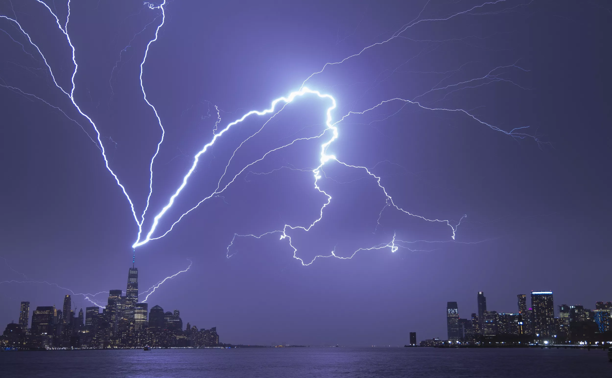 Thunder And Lightning Current Blue Texture Weather Storm Visual