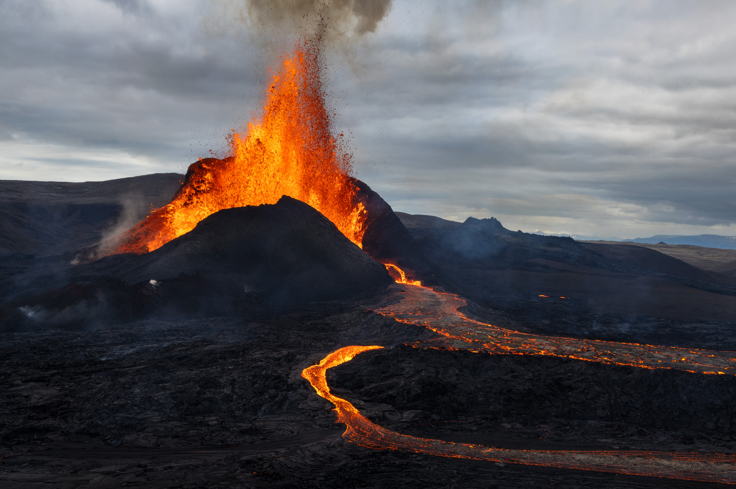 Iceland Volcano Leads Geologists to New Lava Fountain Theory