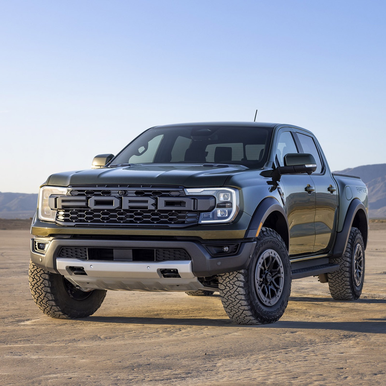 Ford's New Dirt Dominator Is the 2024 Ranger Raptor