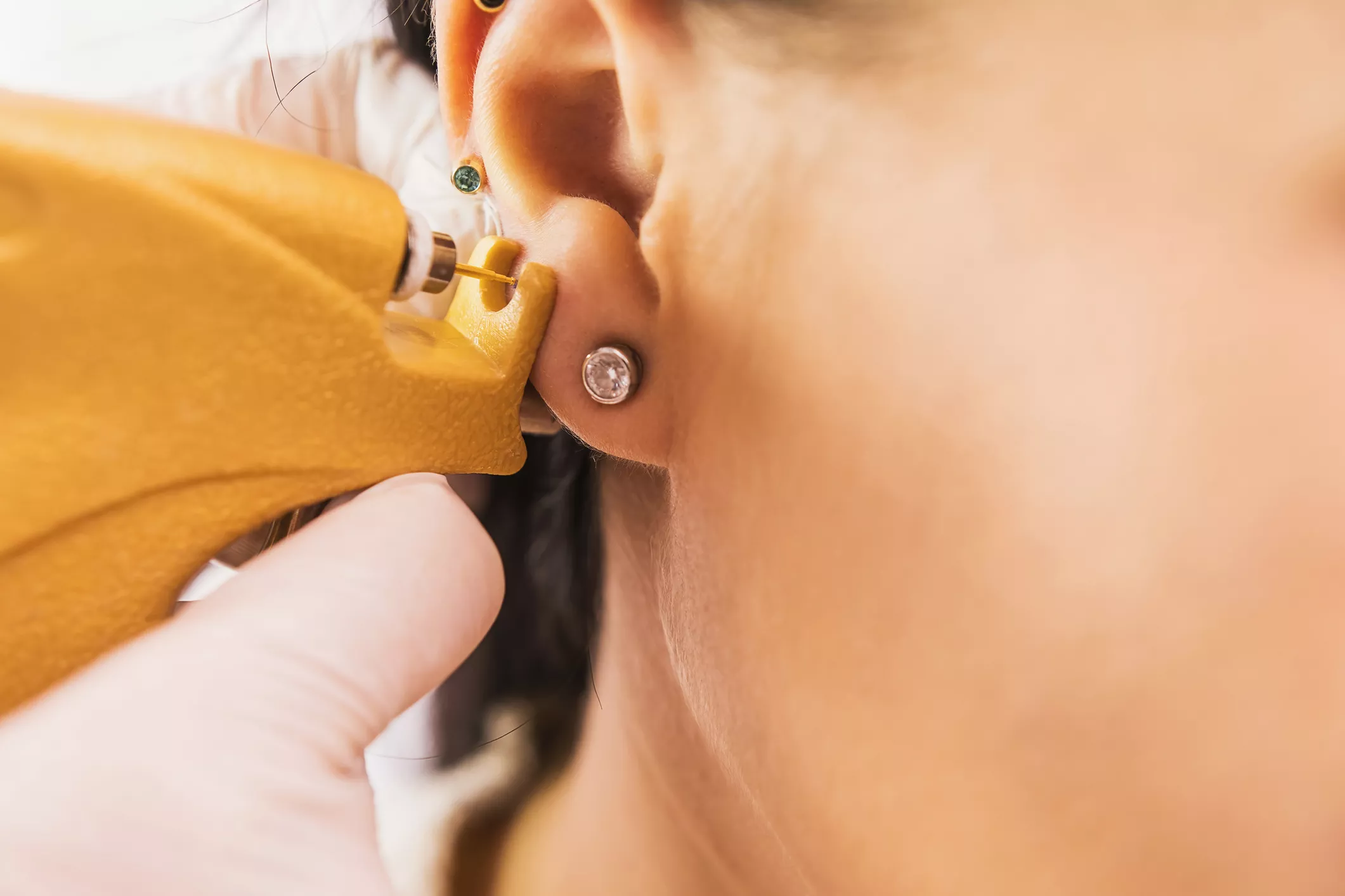 Microbiologists Reveal What Grows on Your Ears When You Get Pierced - Vimarsana News