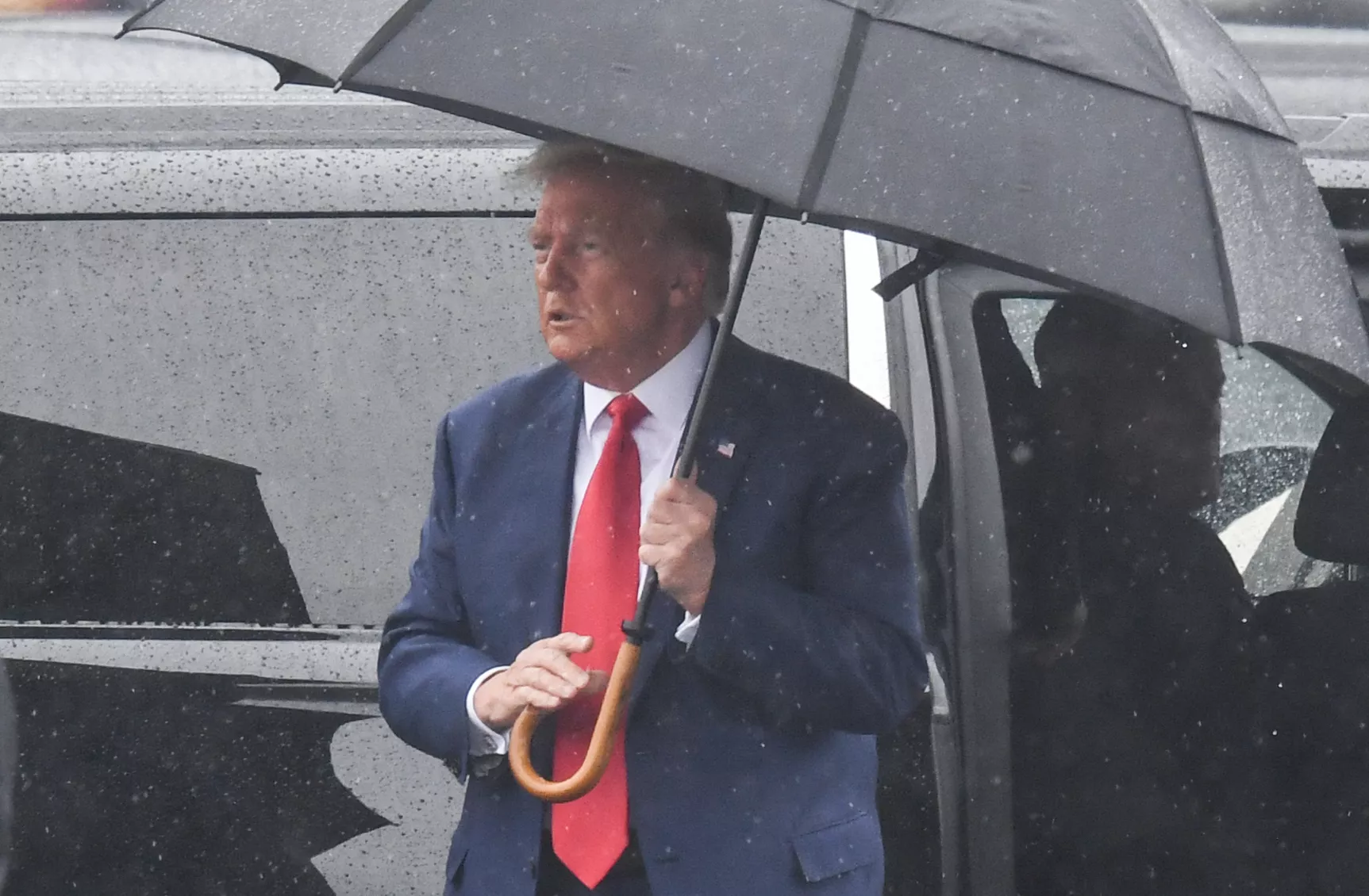 Donald Trump Will Use Classified Documents to Cross Examine Witnesses - Vimarsana News