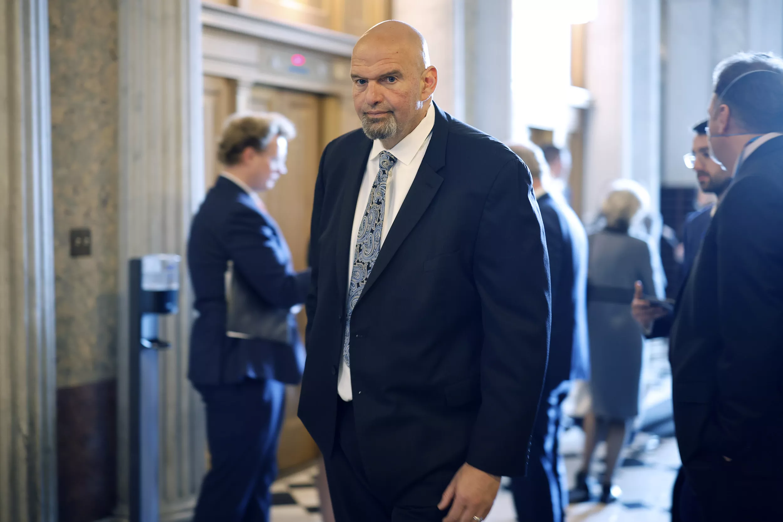 John Fetterman Gets Unexpected Praise From Republicans - Vimarsana News