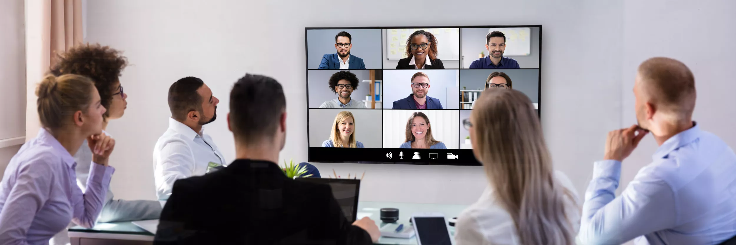 Digital Platforms, Global Impact: The Transformative Role of Online Volunte - Vimarsana News