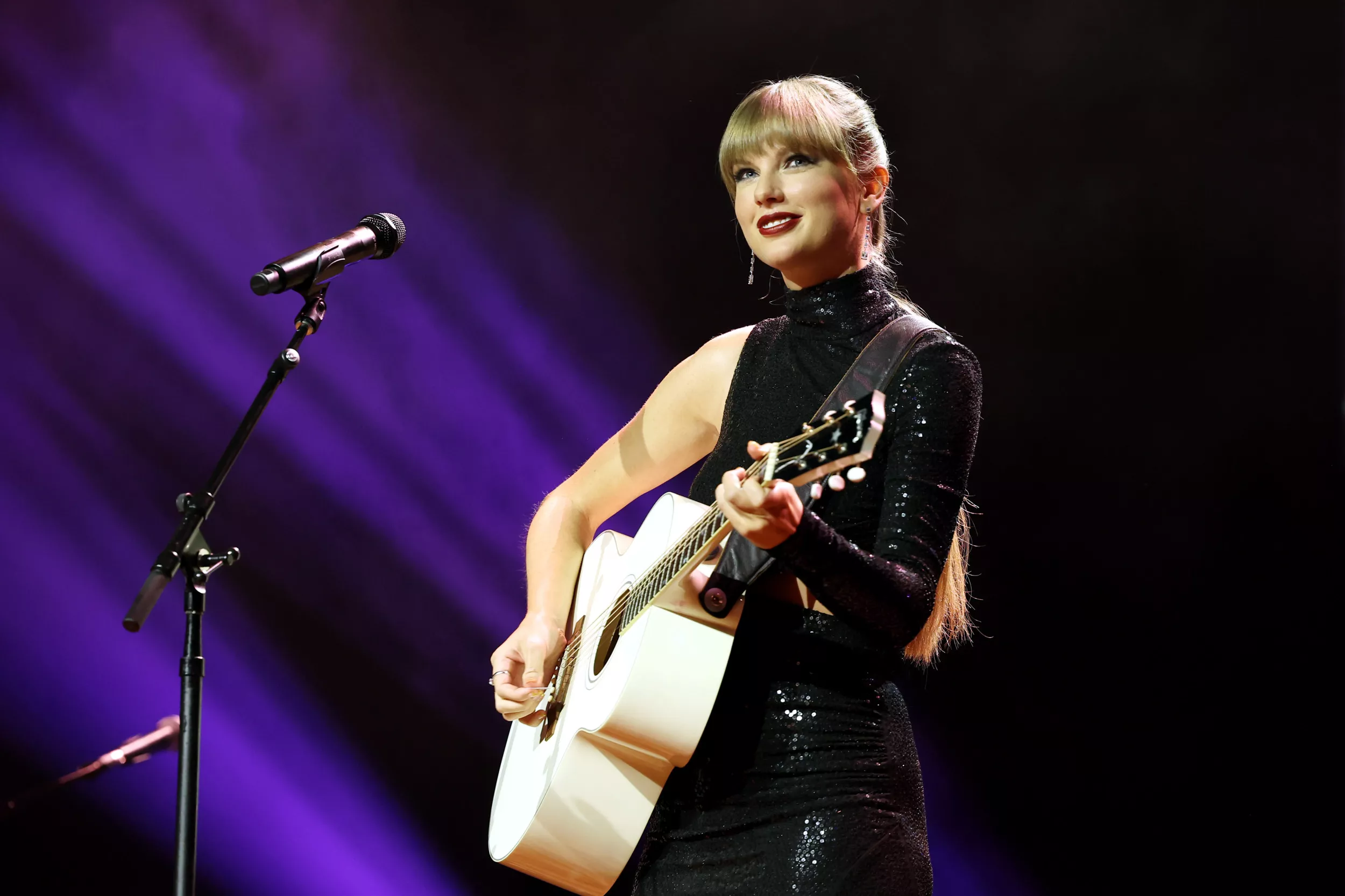 Xi Deserved Time Person of the Year Over Taylor Swift, CNN Host Suggests - Vimarsana News