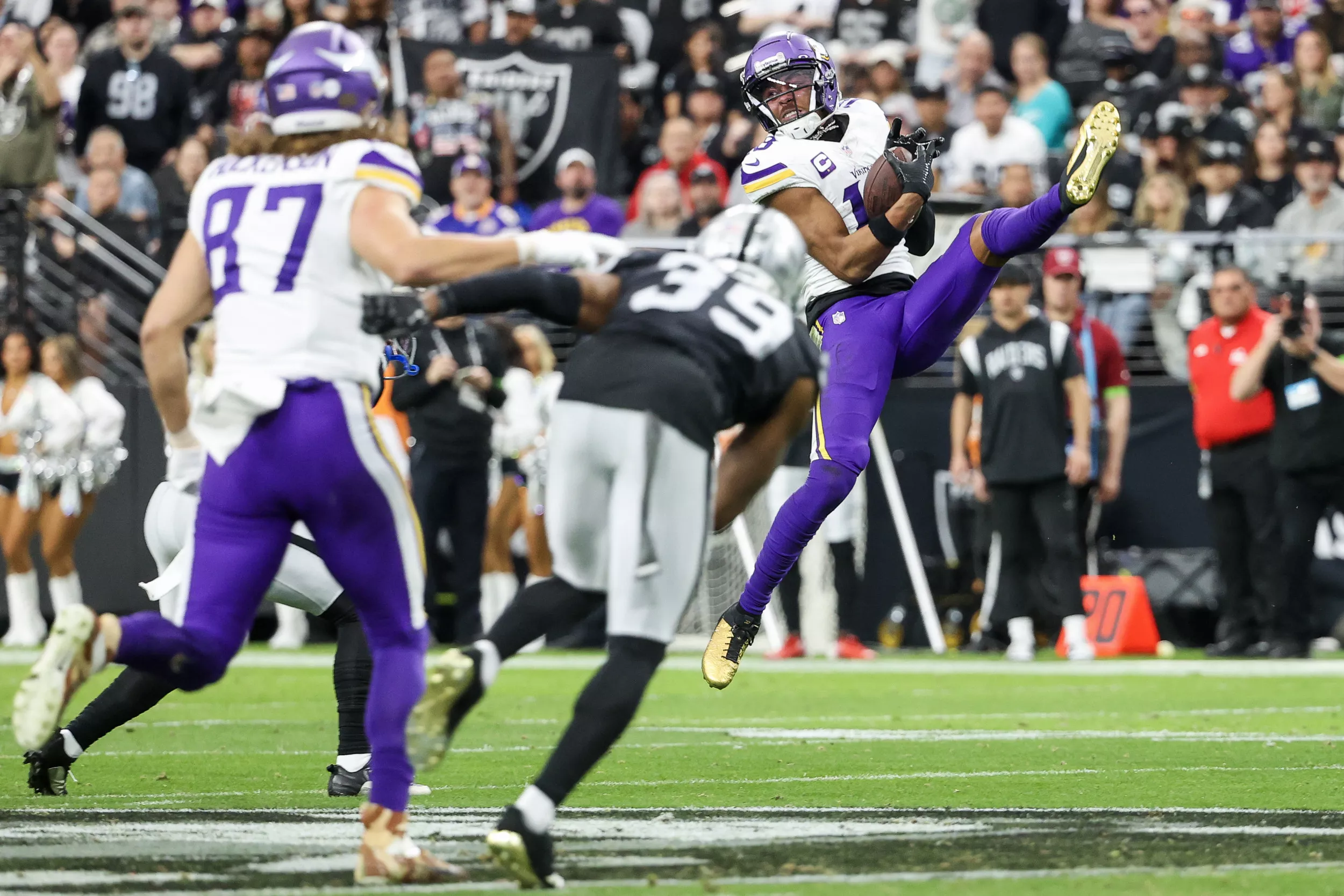 Justin Jefferson Chest Injury: What We Know About Vikings WR's Status - Vimarsana News