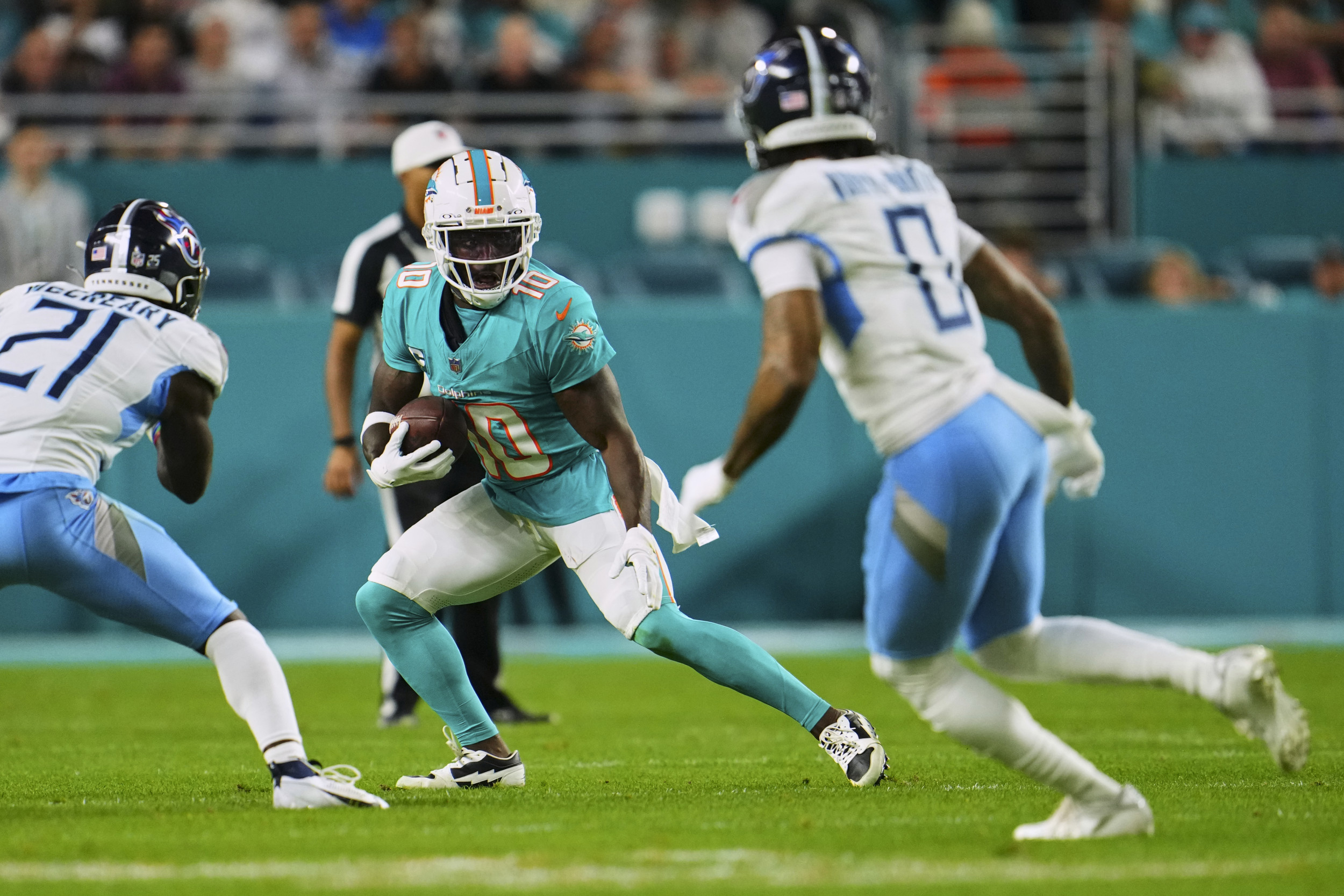 Tyreek Hill Injury: Dolphins WR Shares NSFW Text That Prompted Return -  Newsweek