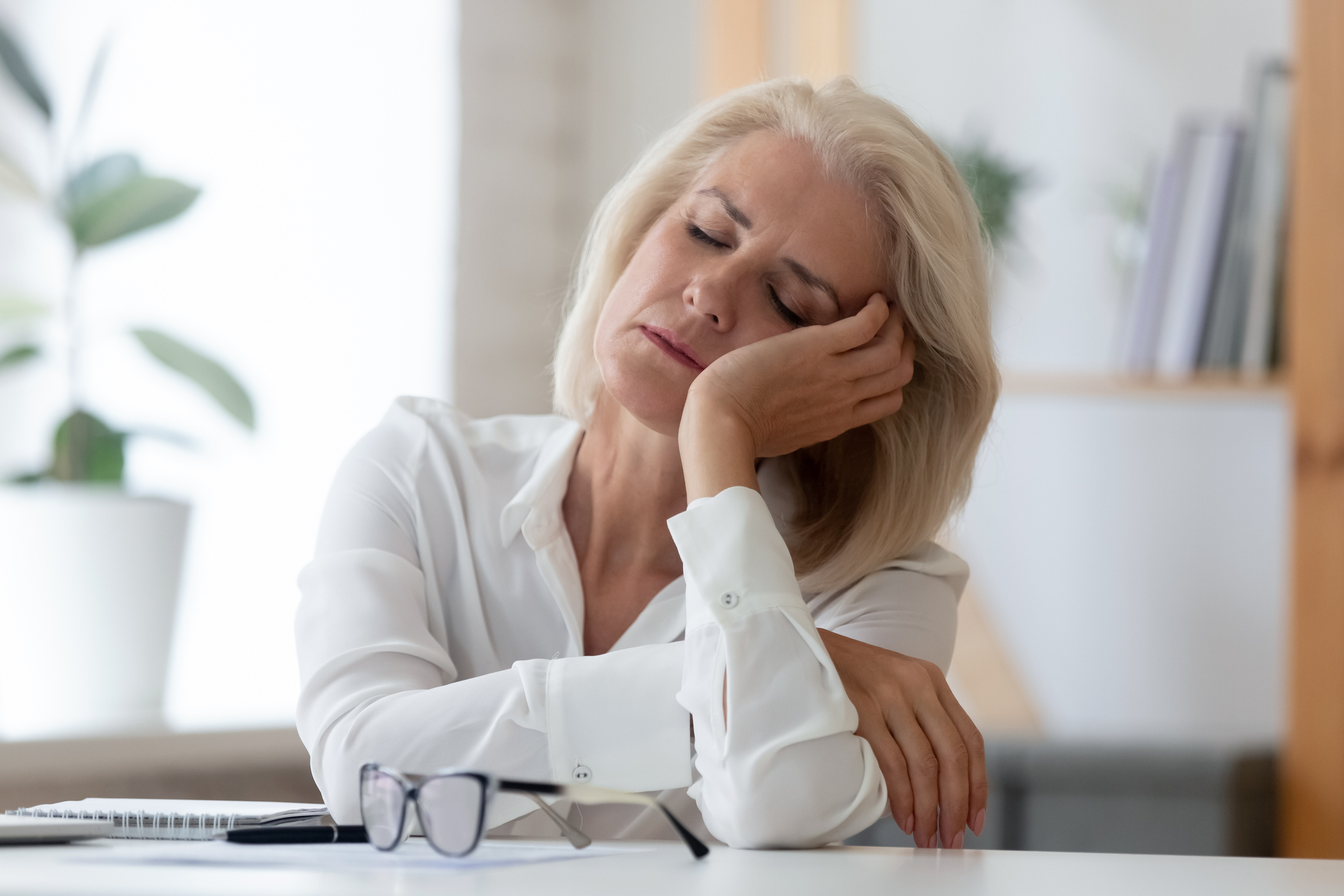 Sleep Schedule Linked to Dementia Risk, Scientists Warn