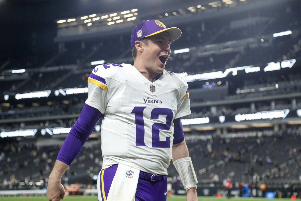 Nick Mullens