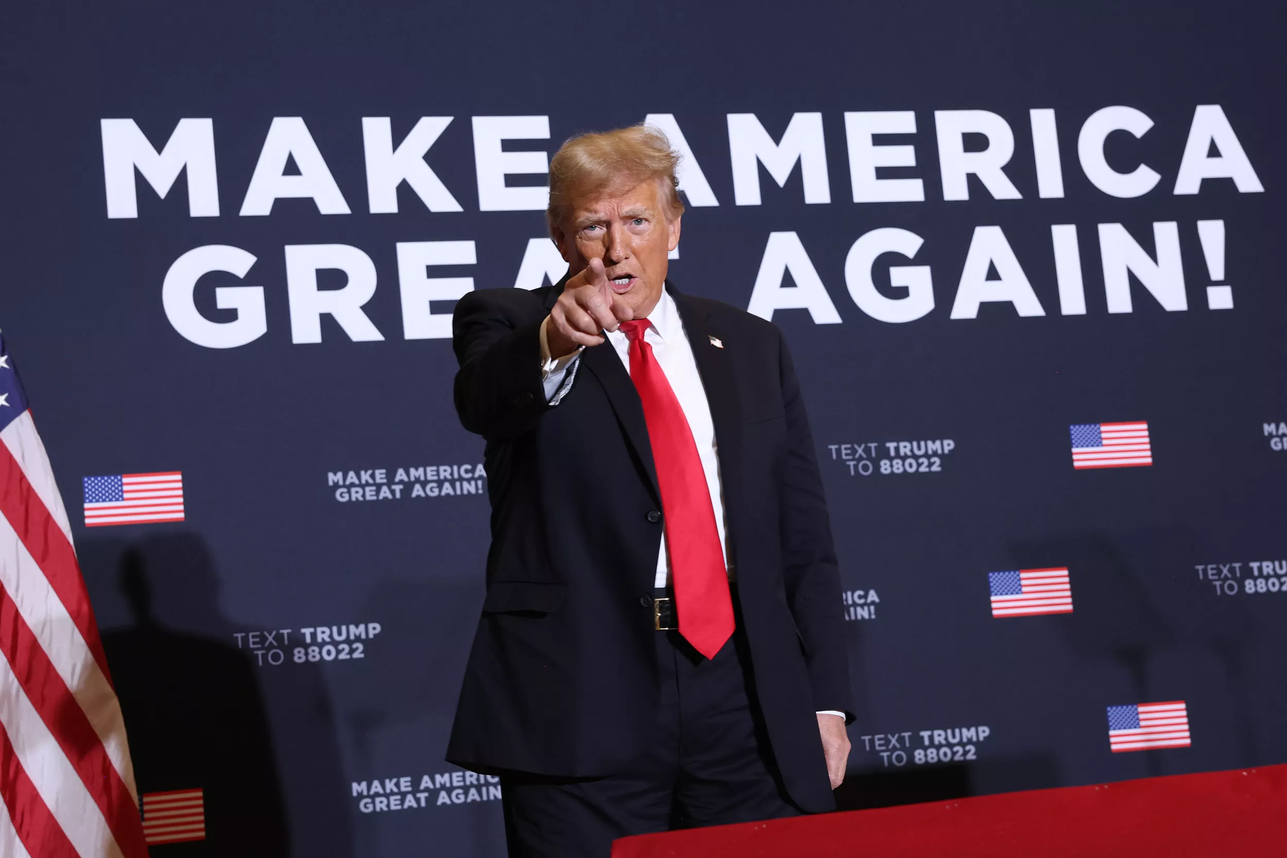 Donald Trump Rages at Jack Smith Over Supreme Court Move - Vimarsana News