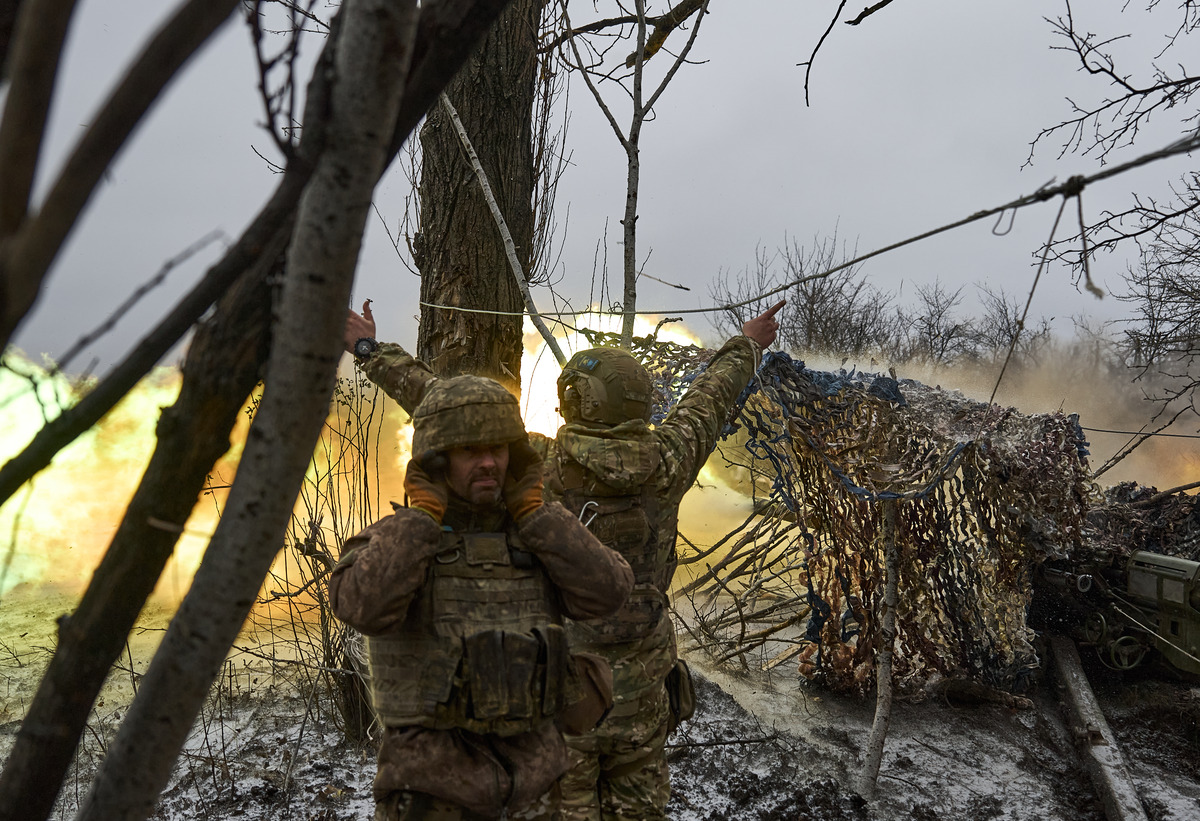 Ukraine Soldiers on Front Detail Intense Avdiivka Battle: '24 Hours a ...