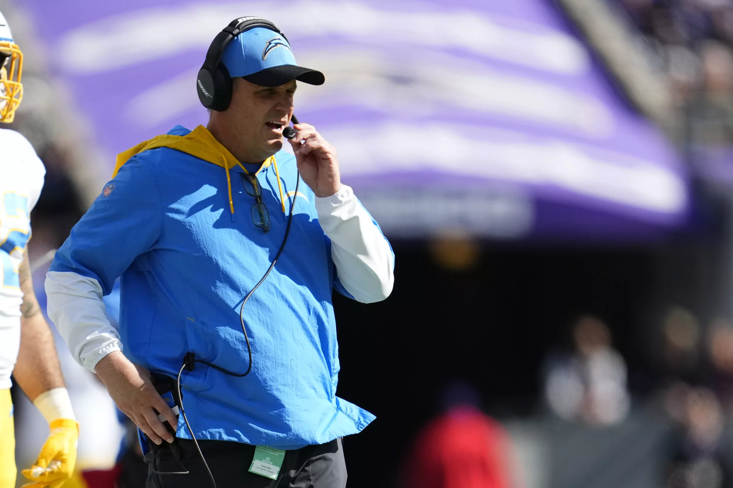 Who Is the Chargers' Interim Head Coach? Get To Know Giff Smith - Vimarsana News