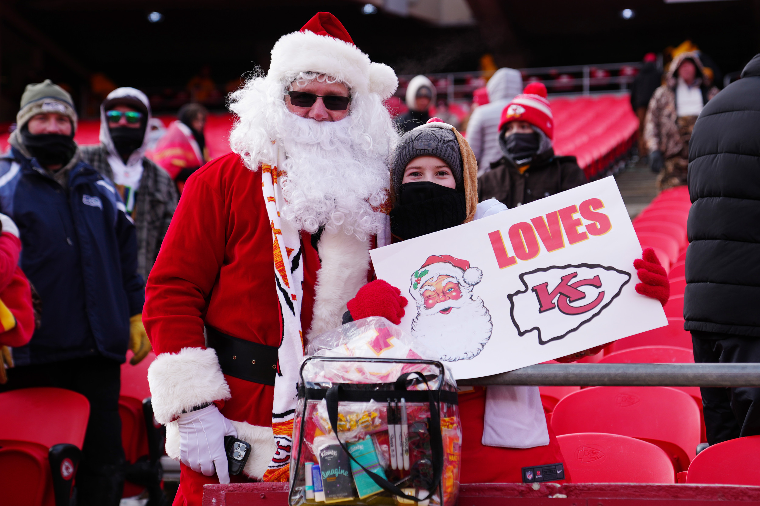 NFL Christmas: Matchups, Schedule, How to Watch Football's Festive Weekend