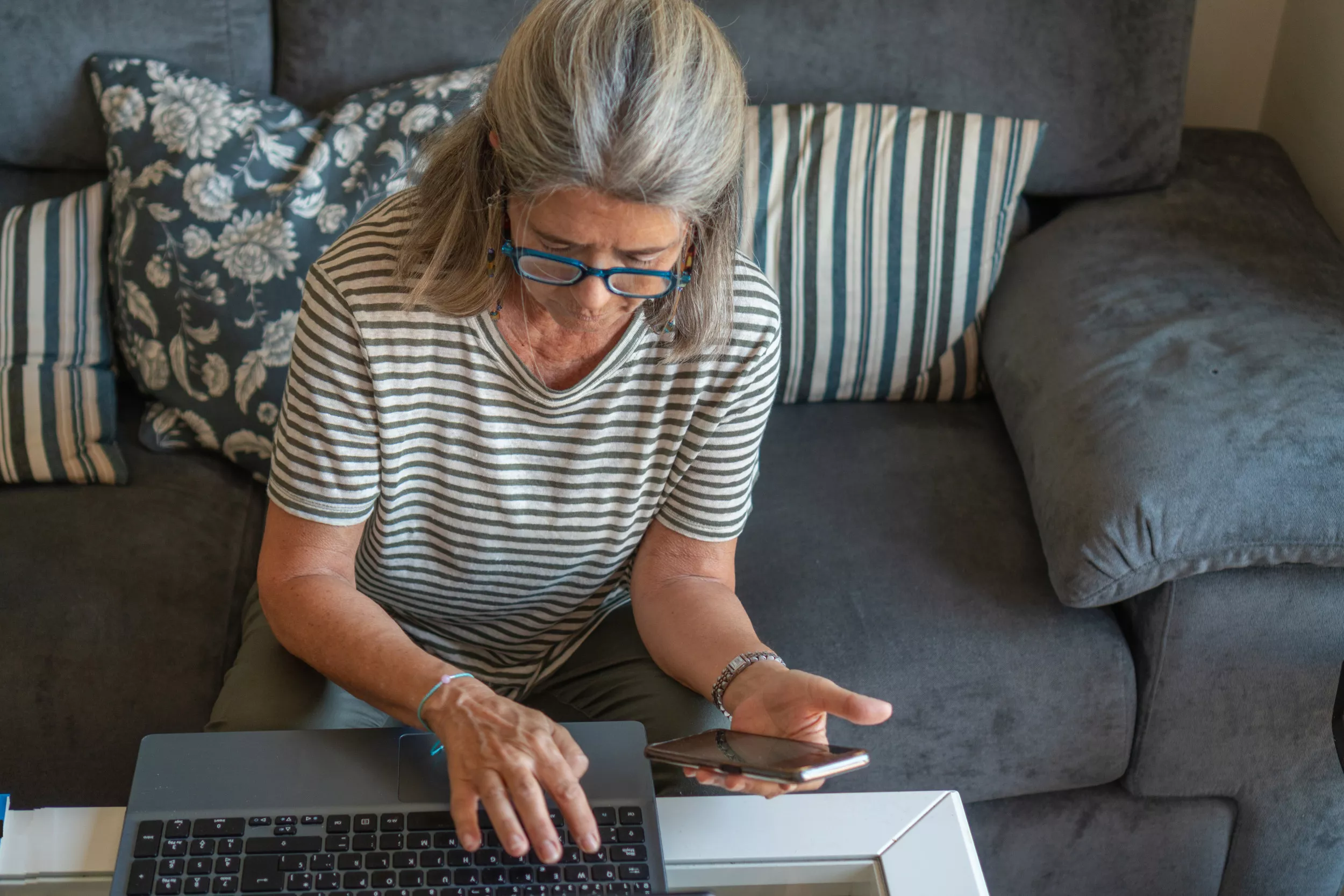 I Can't Keep Saving My Sister-In-Law From Homelessness—What Should I Do? - Vimarsana News