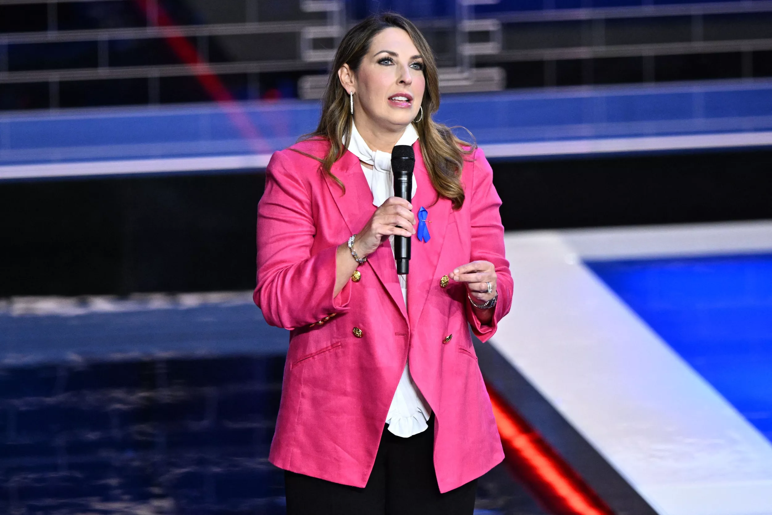 Cash-Strapped RNC Spent $250,000 on Limos in a Year, Finances Reveal - Vimarsana News