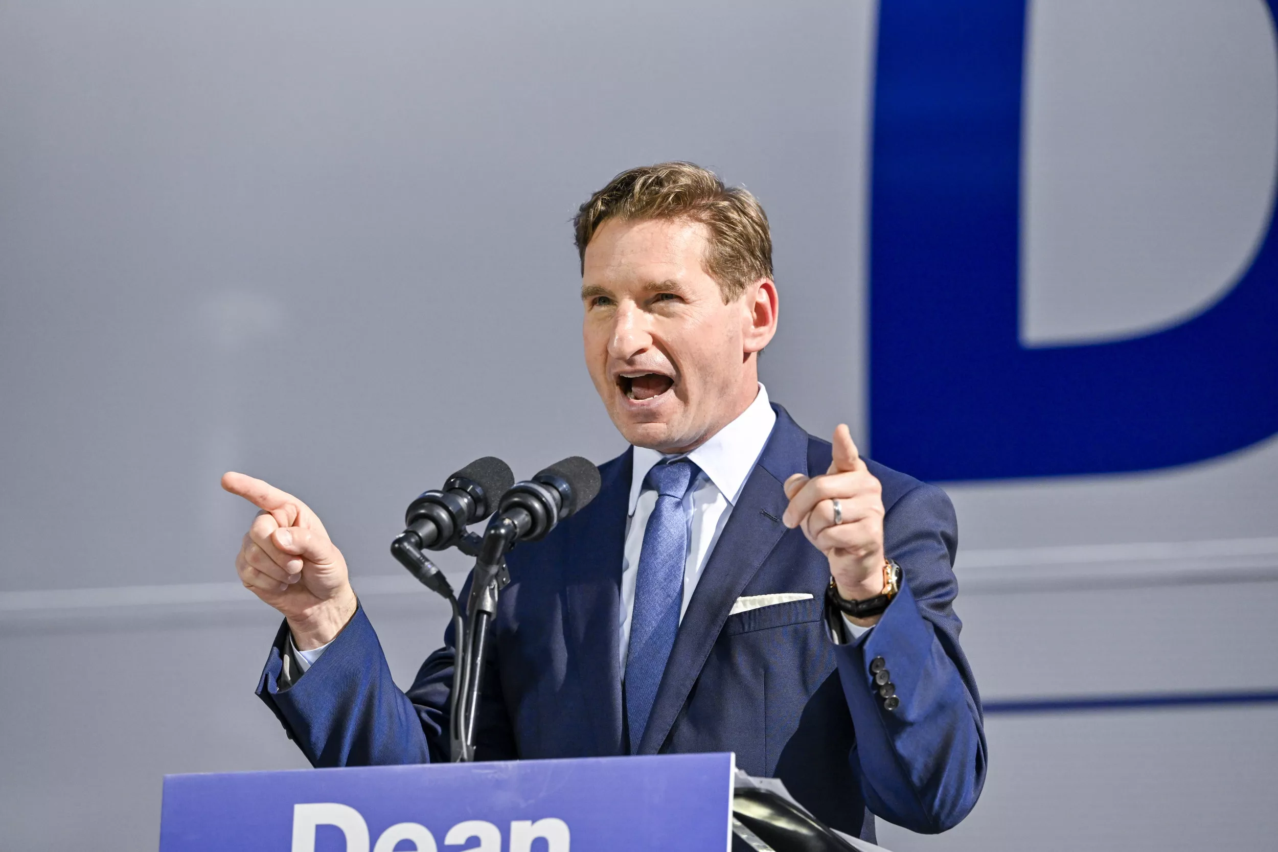 Dean Phillips' Friendship With Rashida Tlaib: 'It's Not an Easy One' - Vimarsana News