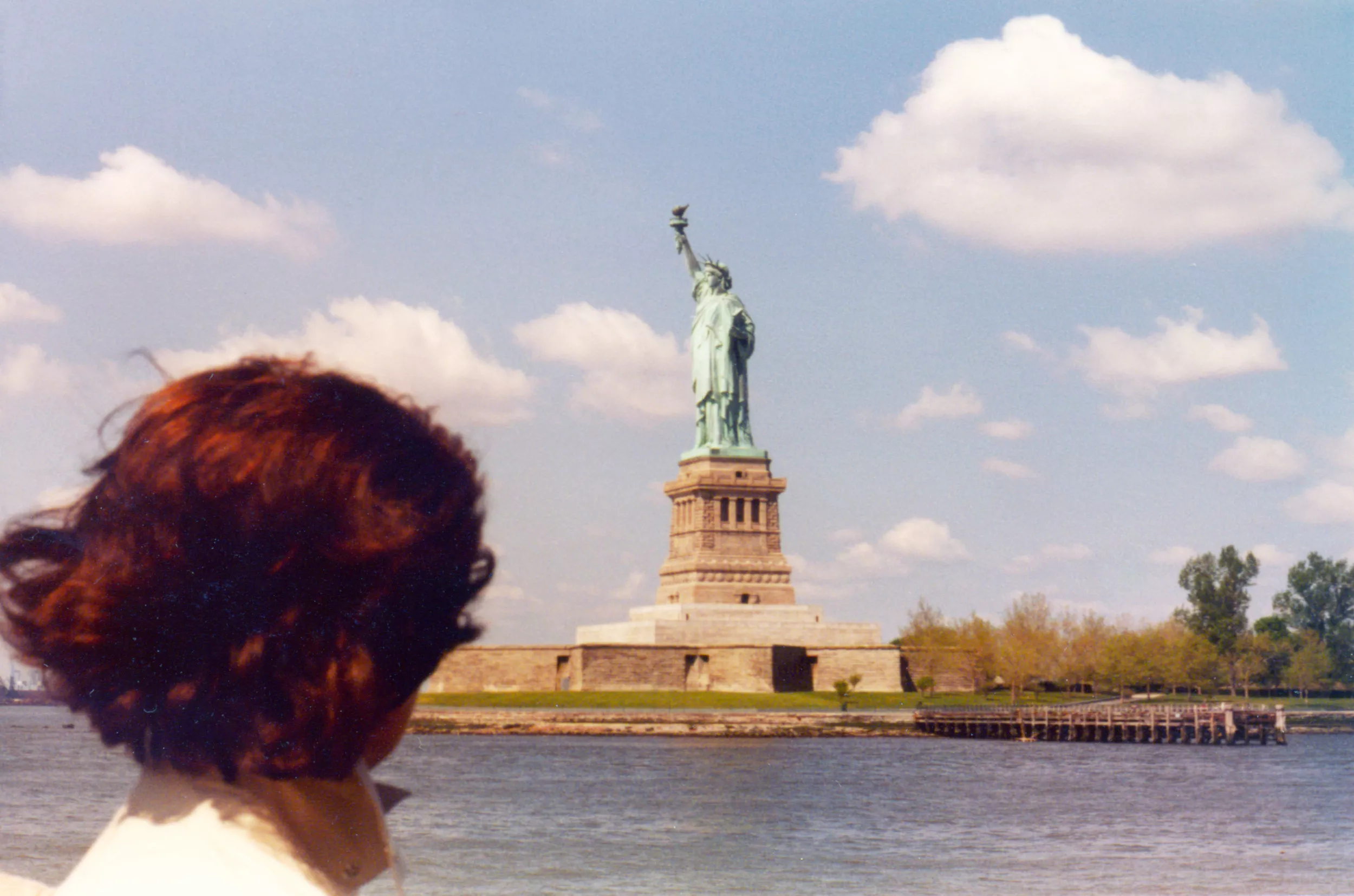 Tears as Man Recreates Old Photo Granddad Took in 60s New York: 'Miss Him' - Vimarsana News