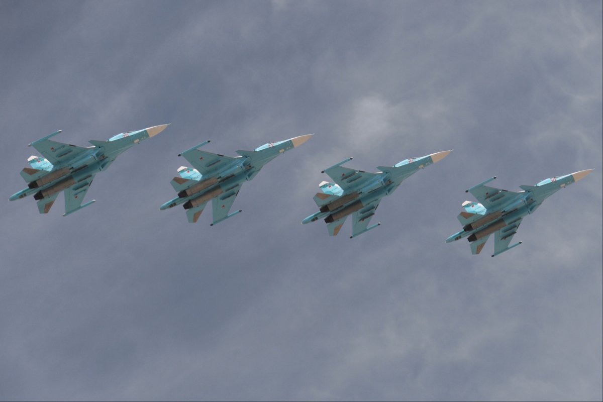 Máy bay tiêm kích ném bom của Nga