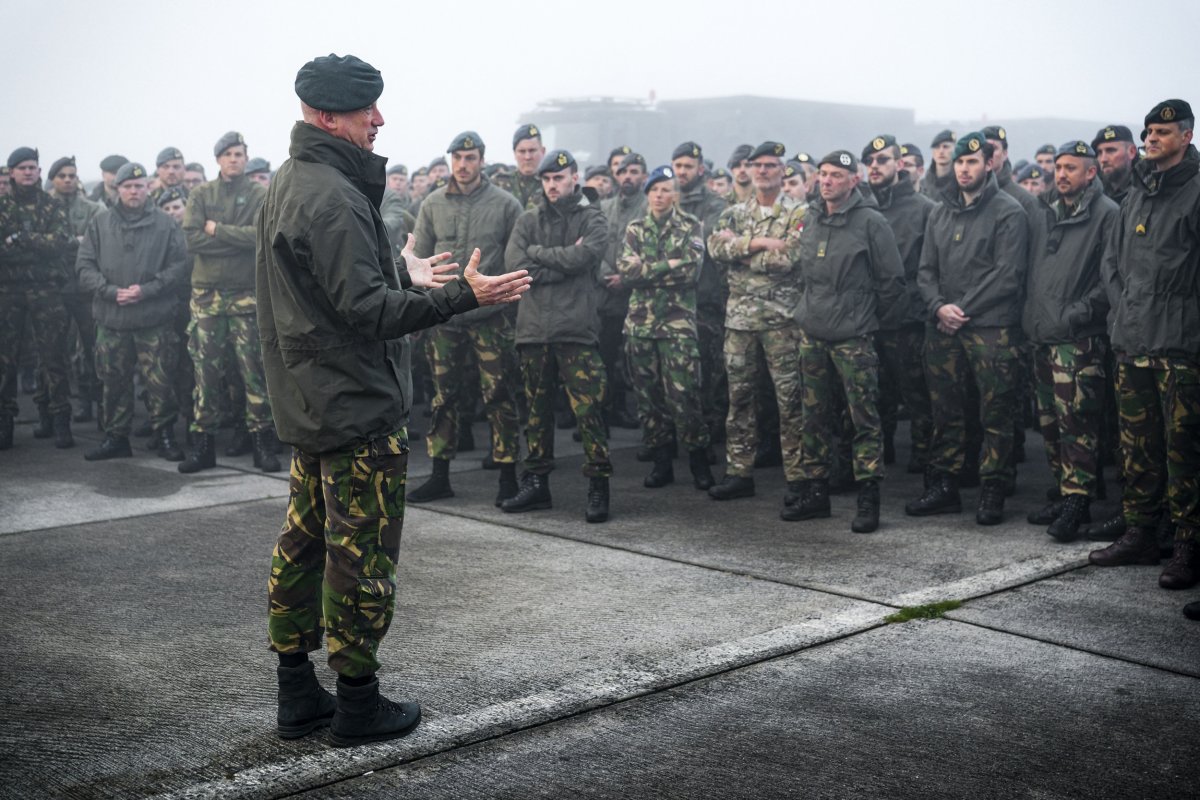 Martin Wijnen addresses his troops