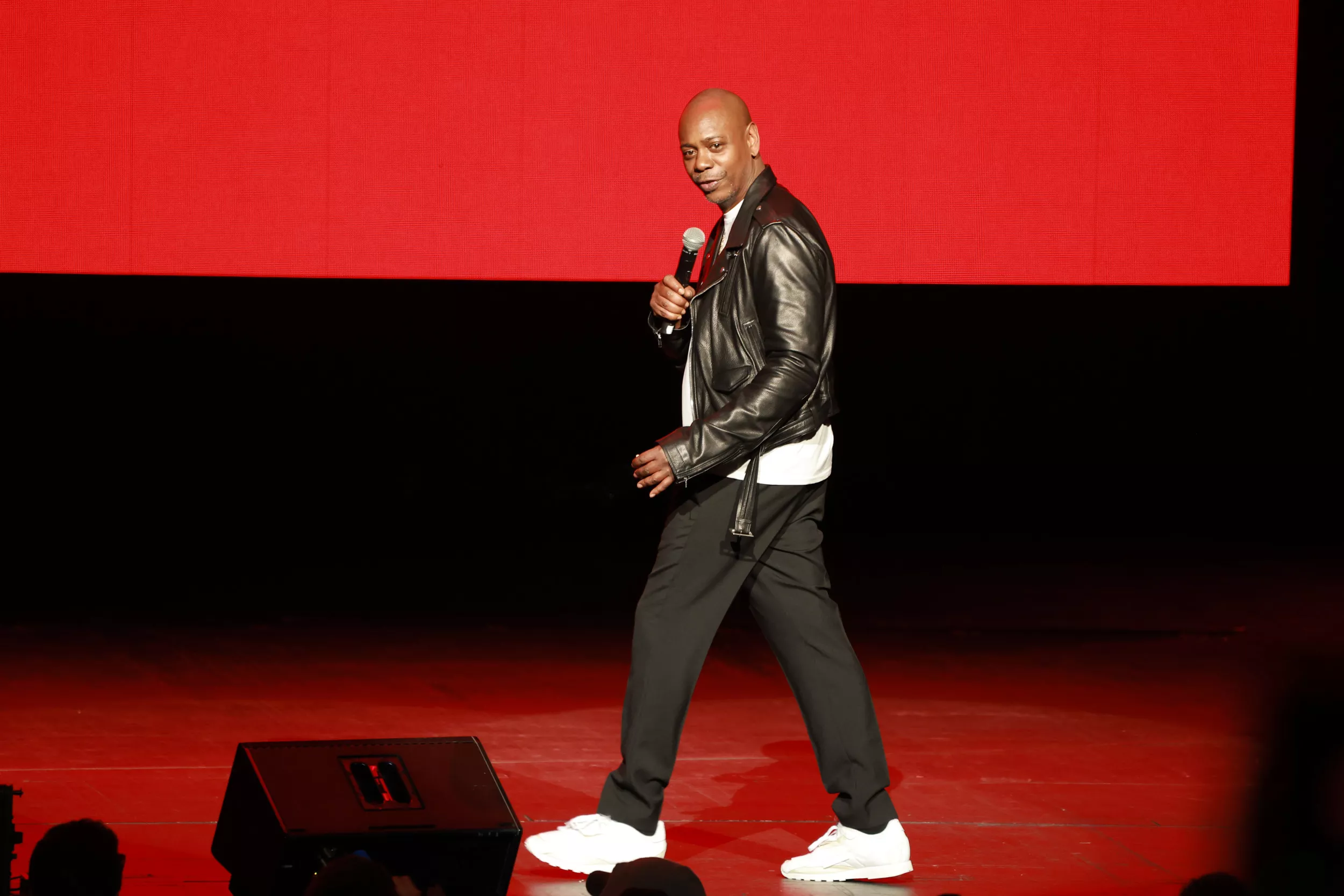 Dave Chappelle's New Netflix Special Sparks Backlash for Trans Jokes - Vimarsana News