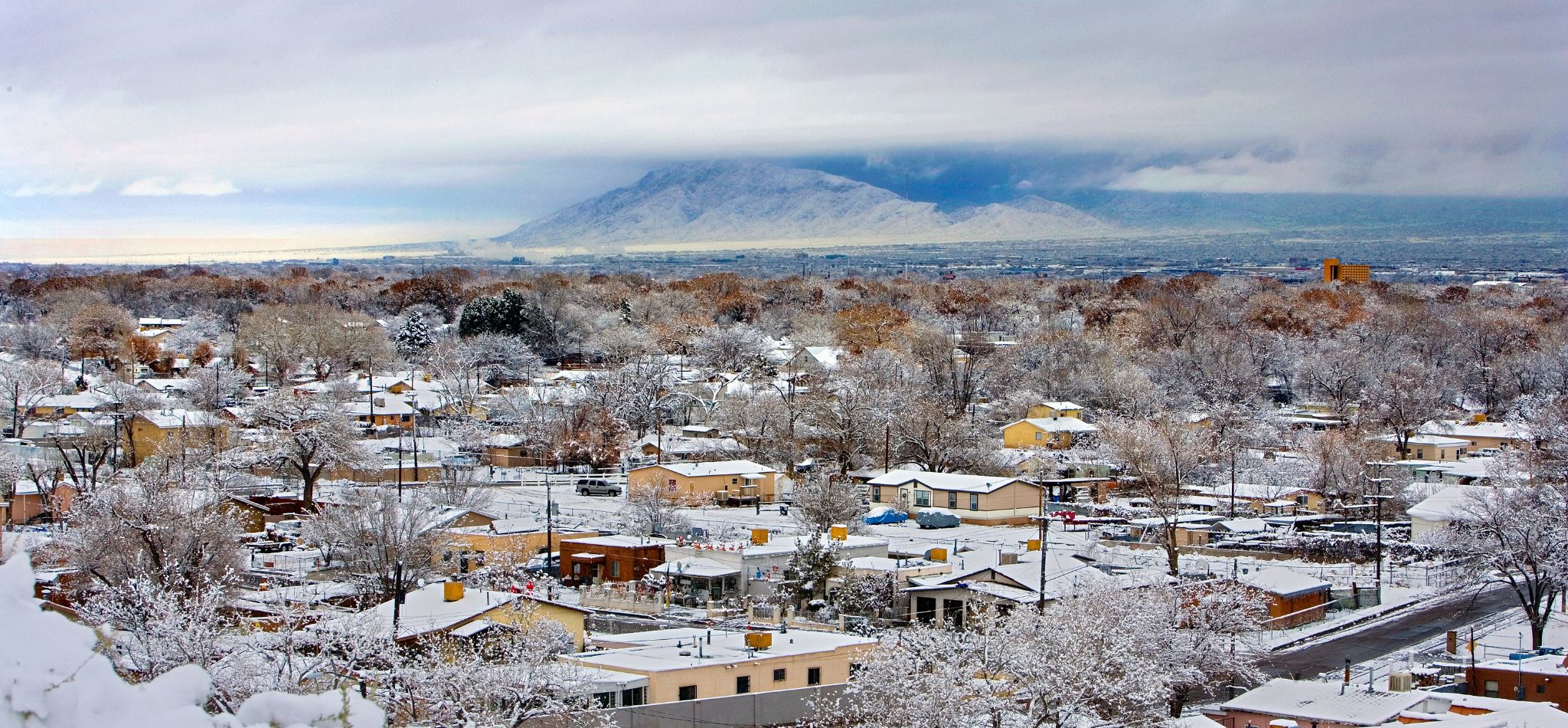 Desert May Get Up to 10 Inches of Snow as Temperatures Plunge