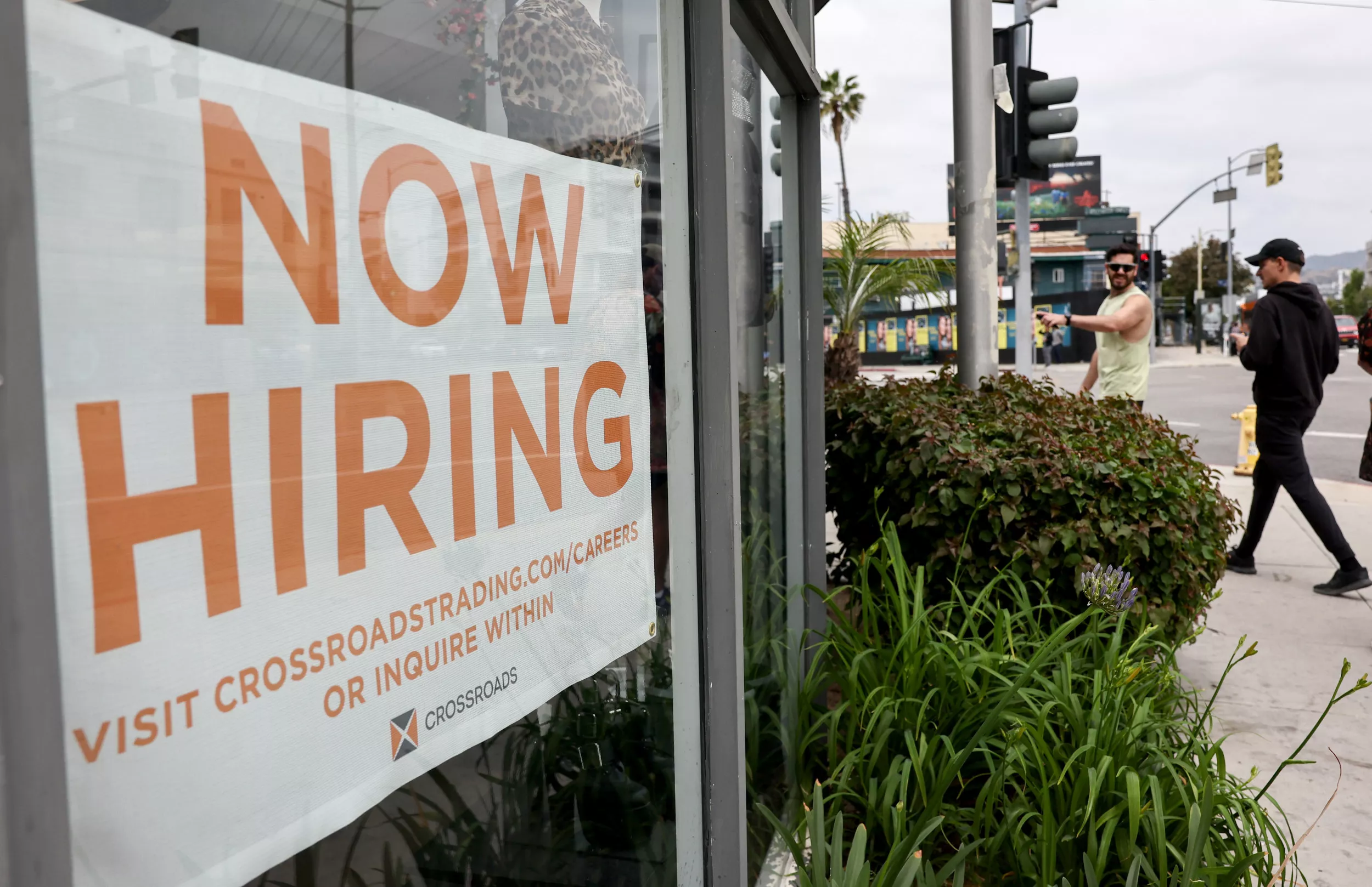 Job Listings Close as America Braces for Layoffs - Vimarsana News