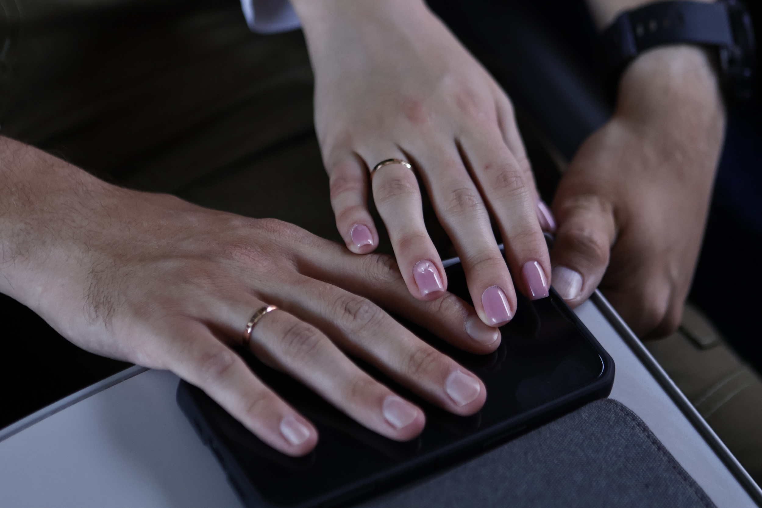 Many Americans Are Too Broke to Get Divorced Amid Inflation