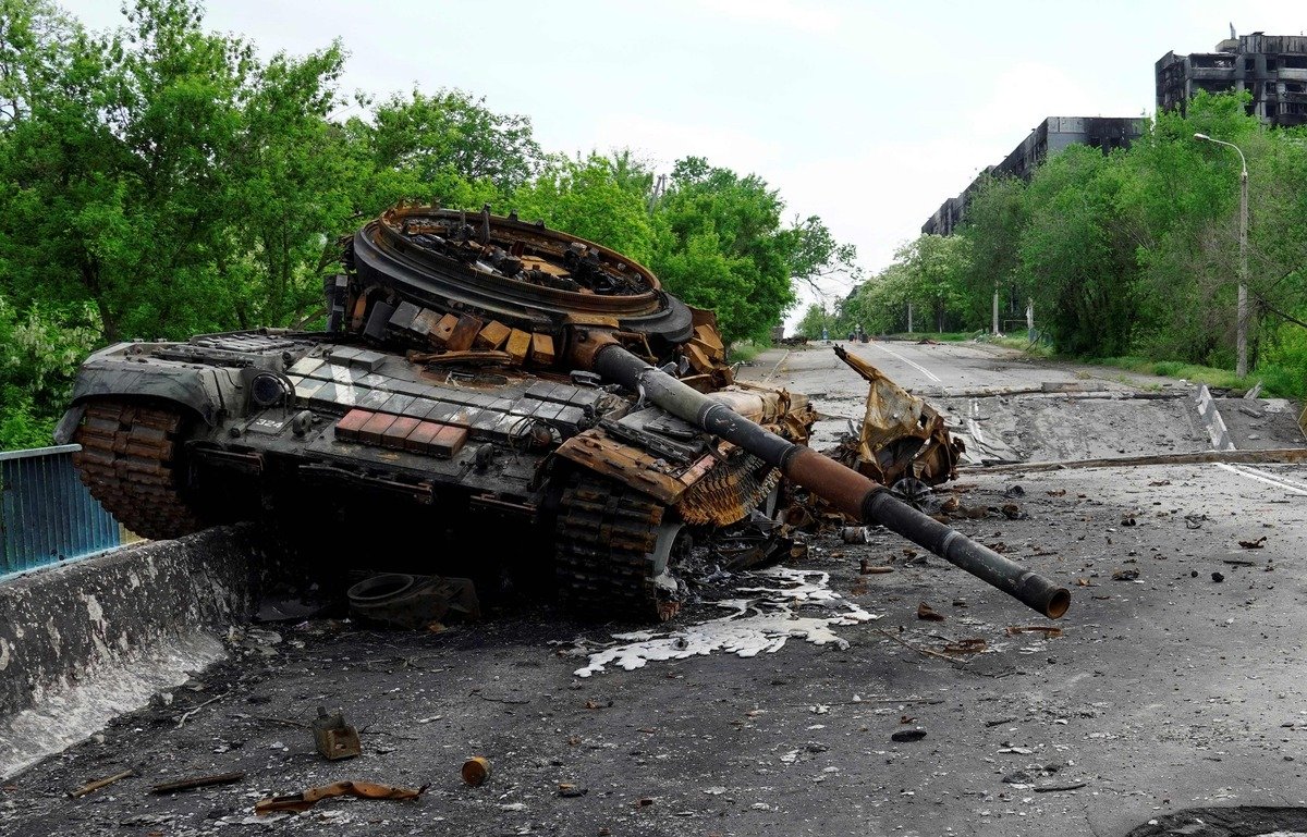 Destroyed Tank