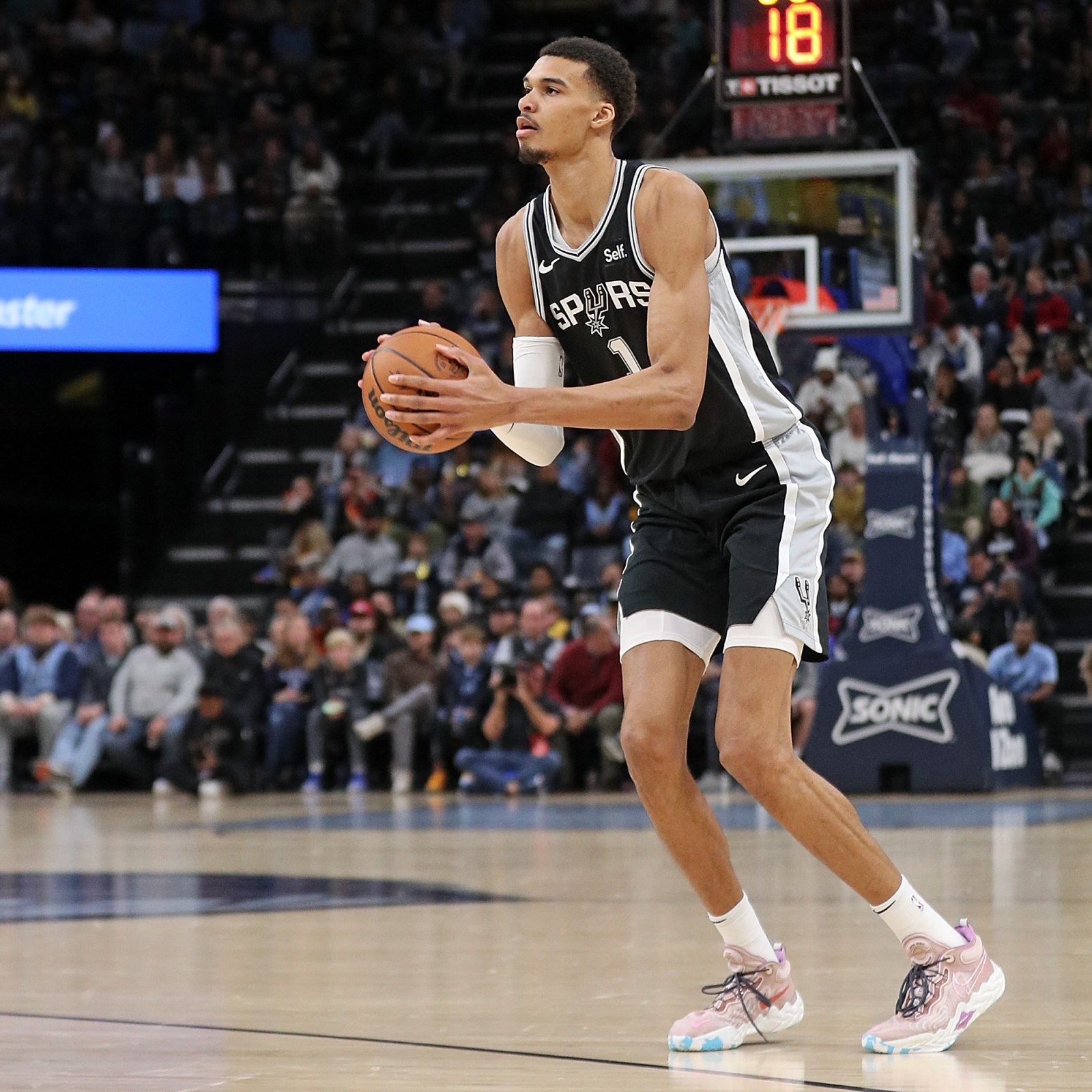 Victor Wembanyama's 2 Different Pieces of Birthday Praise Speak Volumes