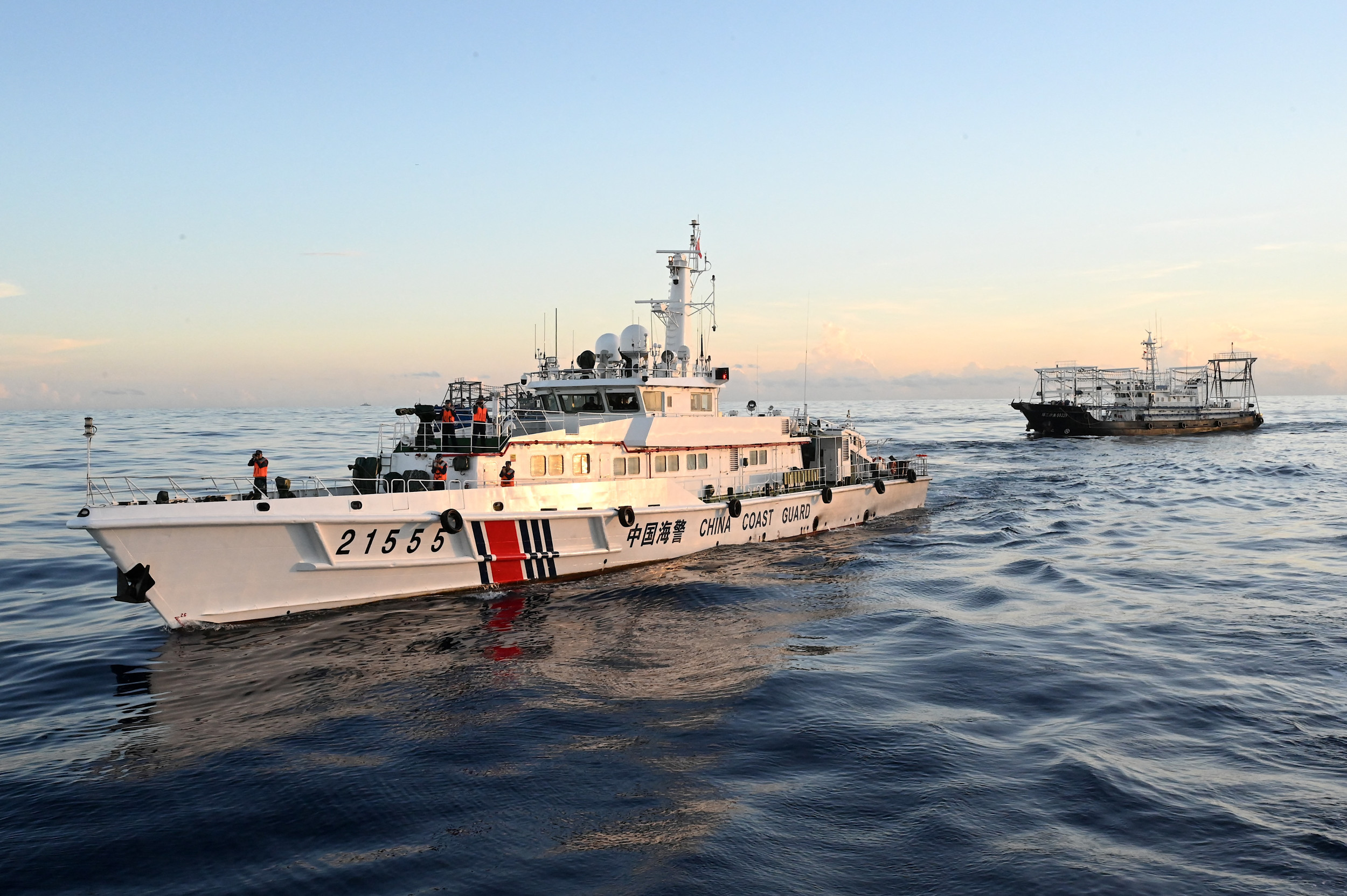 La carte de la mer de Chine méridionale montre les principales allégeances alors que la marine américaine effectue des exercices à Pékin