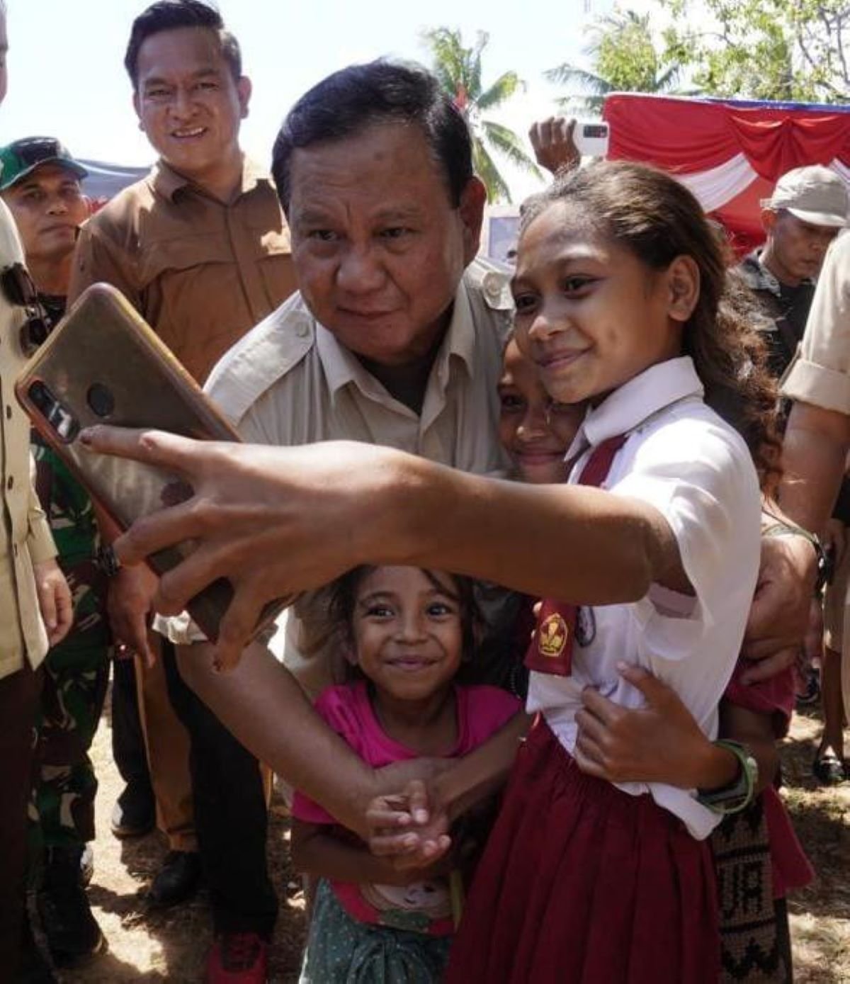 Indonesia, Defense, Minister, Prabowo, Subianto, takes, selfie