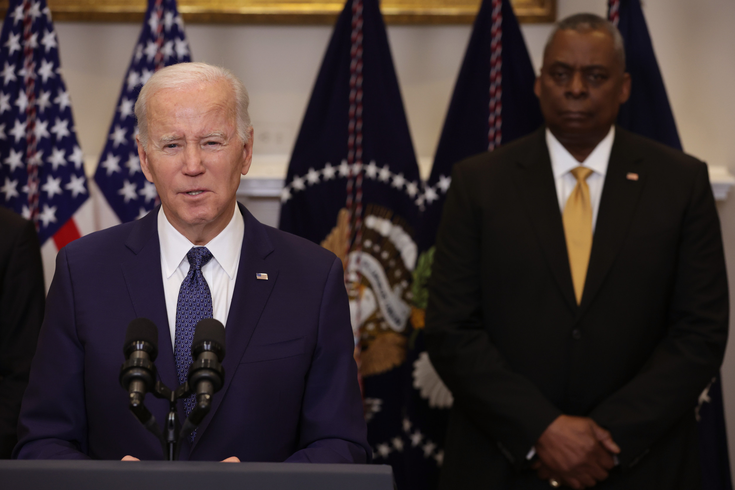 Biden Has 'Complete Trust' in Lloyd Austin After Secret Hospitalization