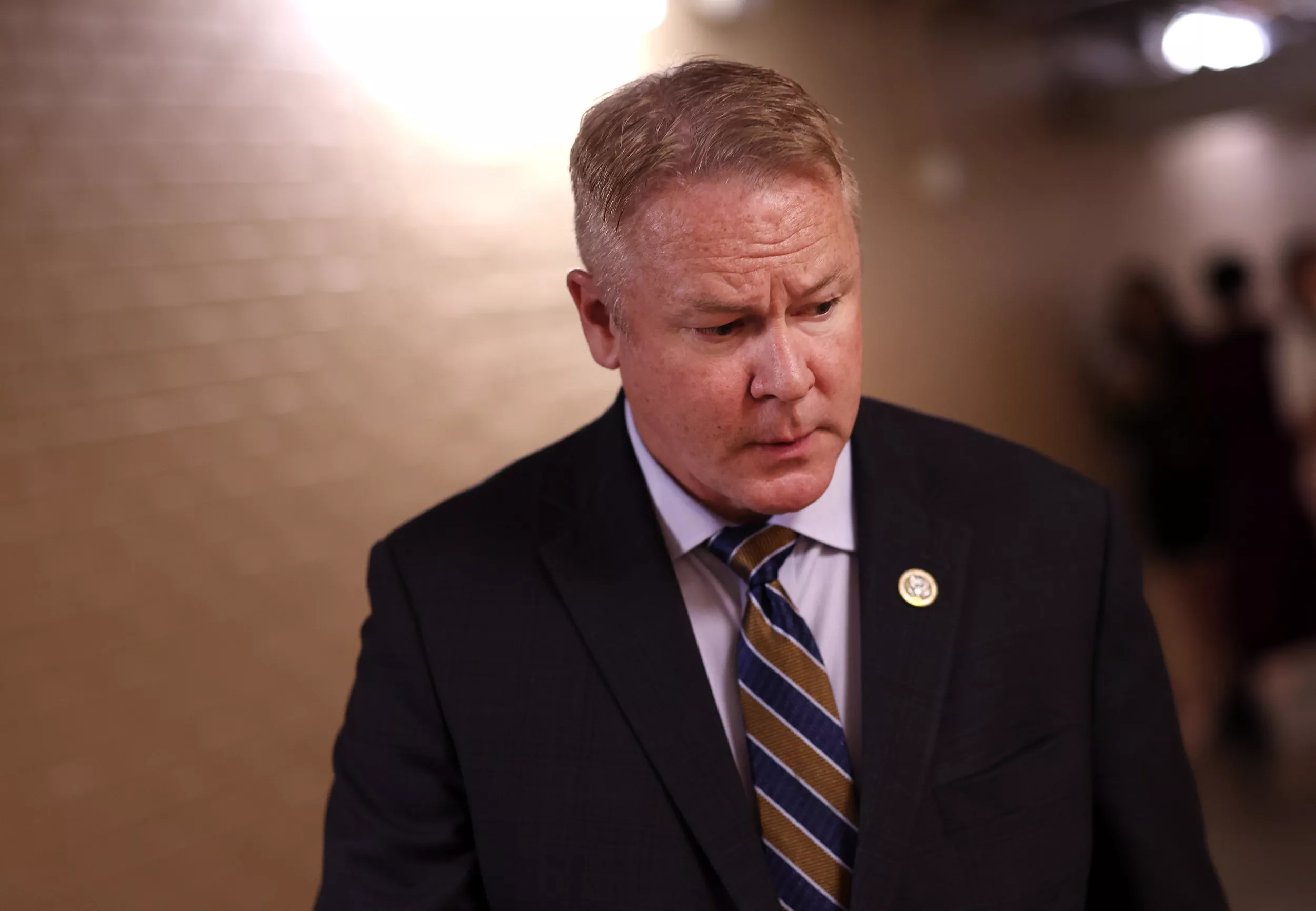 Republican Storms Out of Mike Johnson Meeting - Vimarsana News