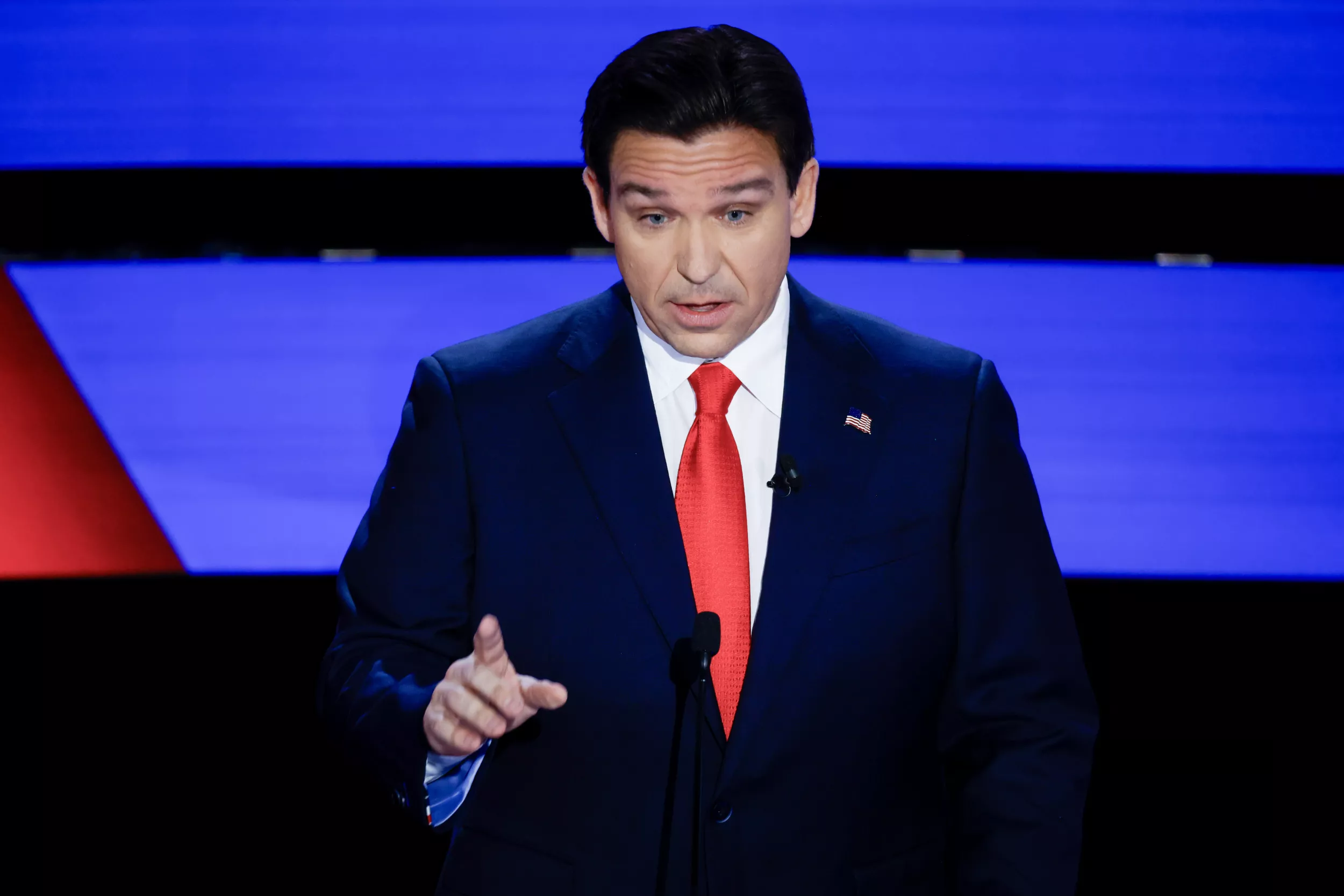 Ron DeSantis Rebuked by Florida Newspaper After Annual Address: 'Puffery' - Vimarsana News