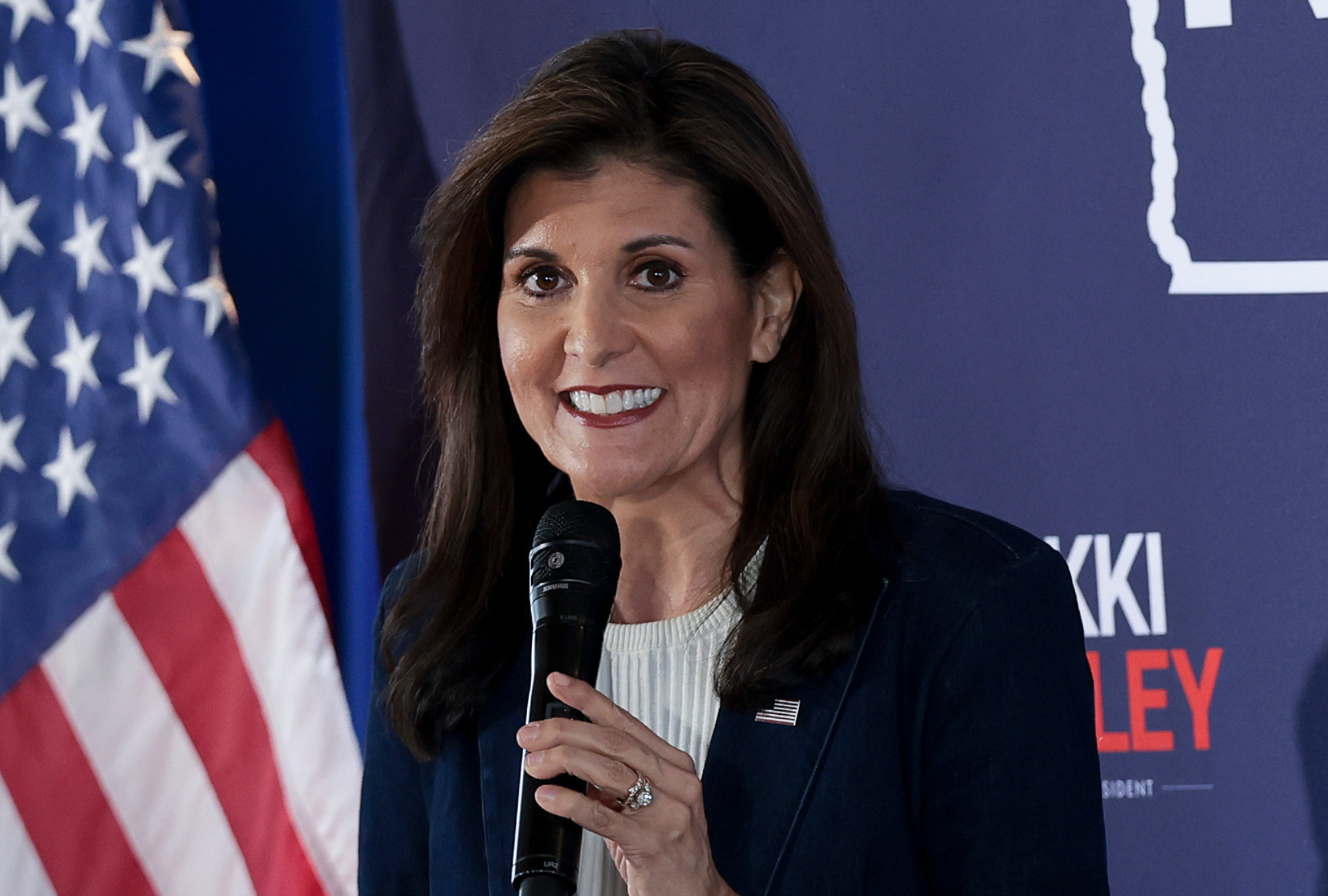 Nikki Haley Voters Show ‘Jaw-Dropping’ Lack of Enthusiasm in Freezing Iowa