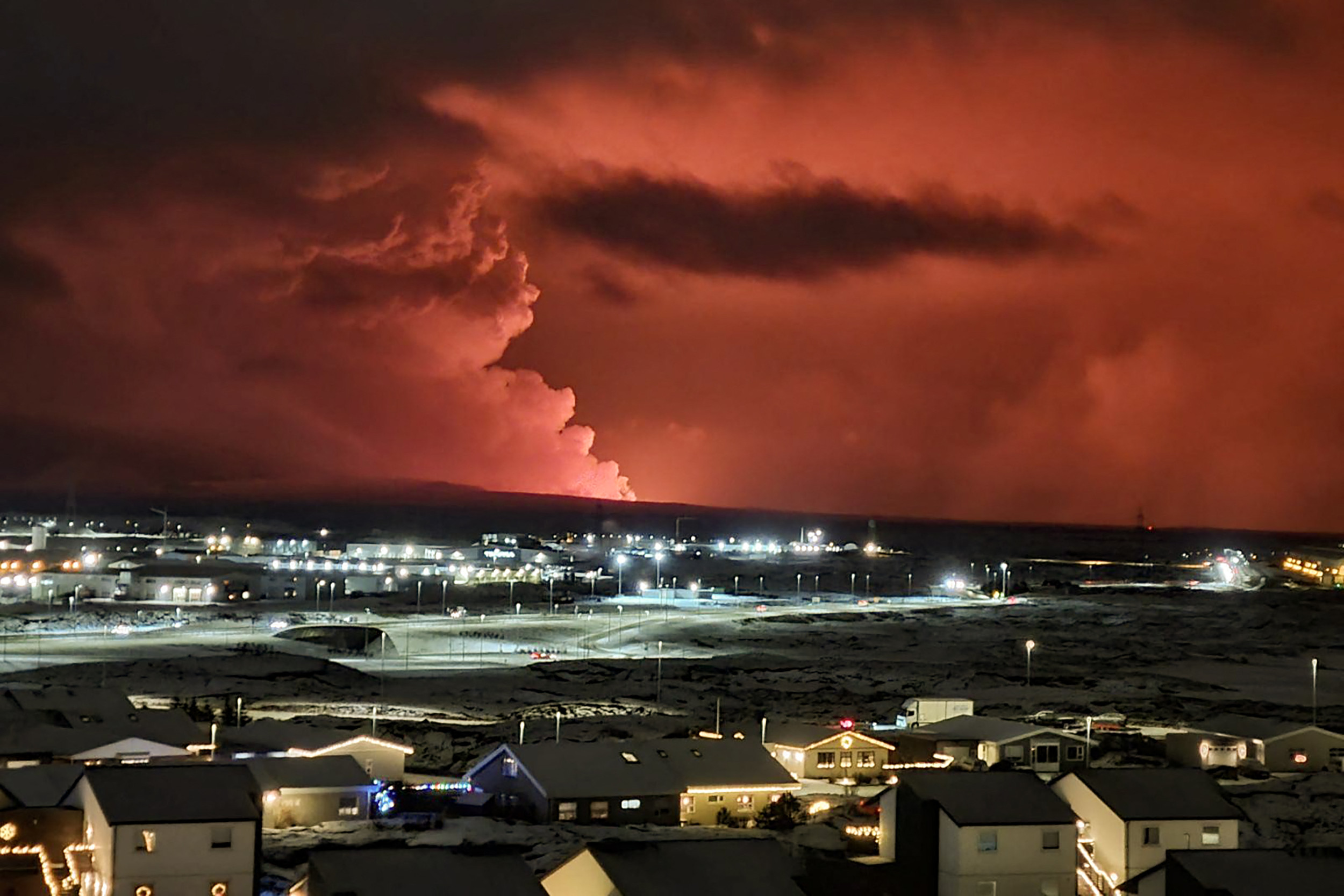 Iceland Hit by Fresh Volcano Eruption