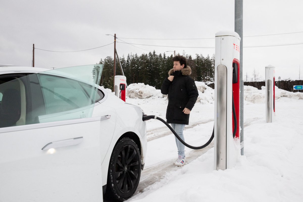Tesla charging cold snow