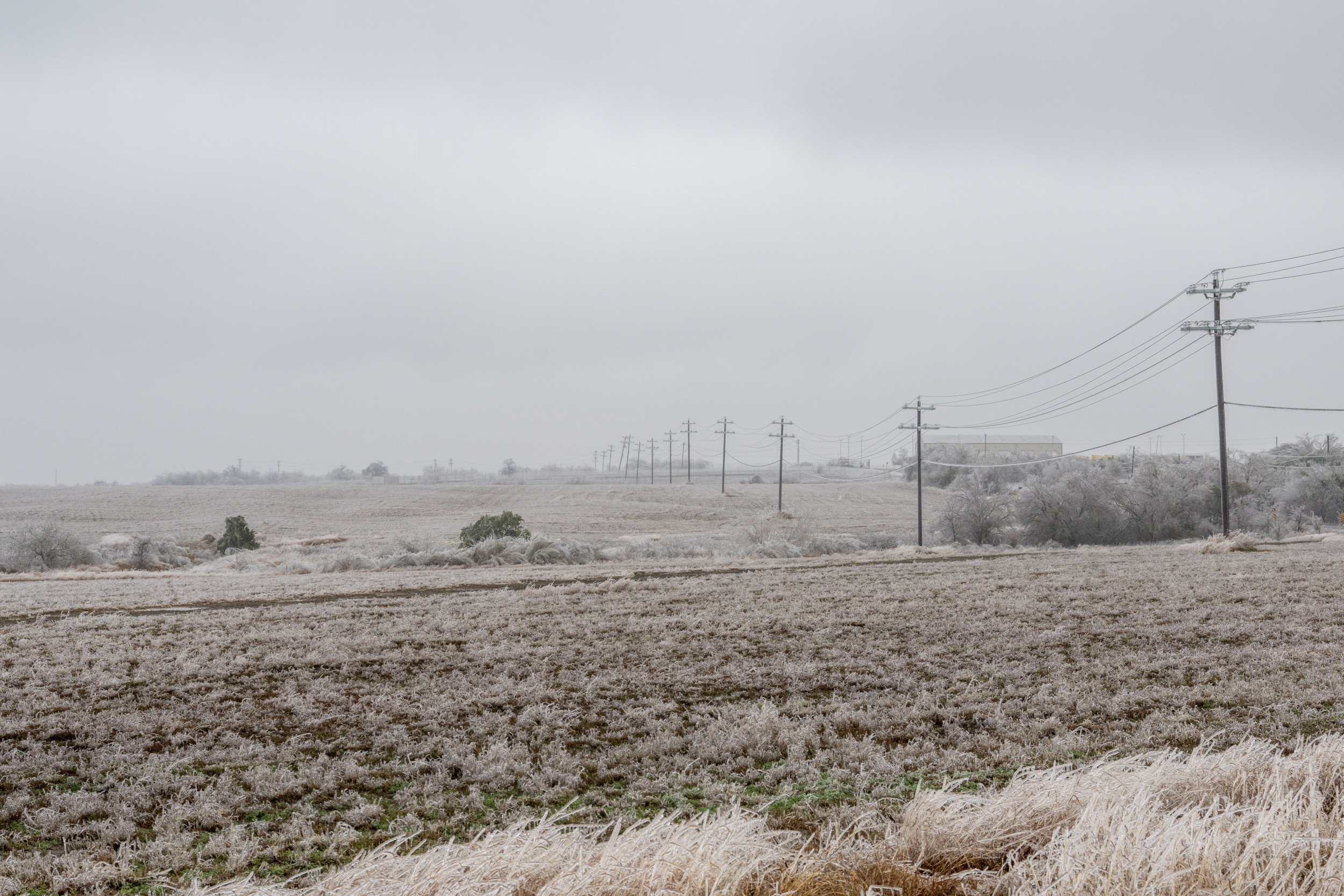 Winter weather warning as temperatures drop on the US-Mexico border