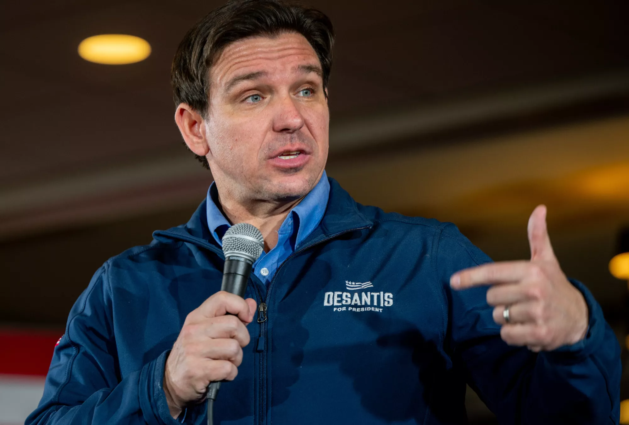 Ron DeSantis Posts Fake Winston Churchill Quote After Suspending Campaign - Vimarsana News