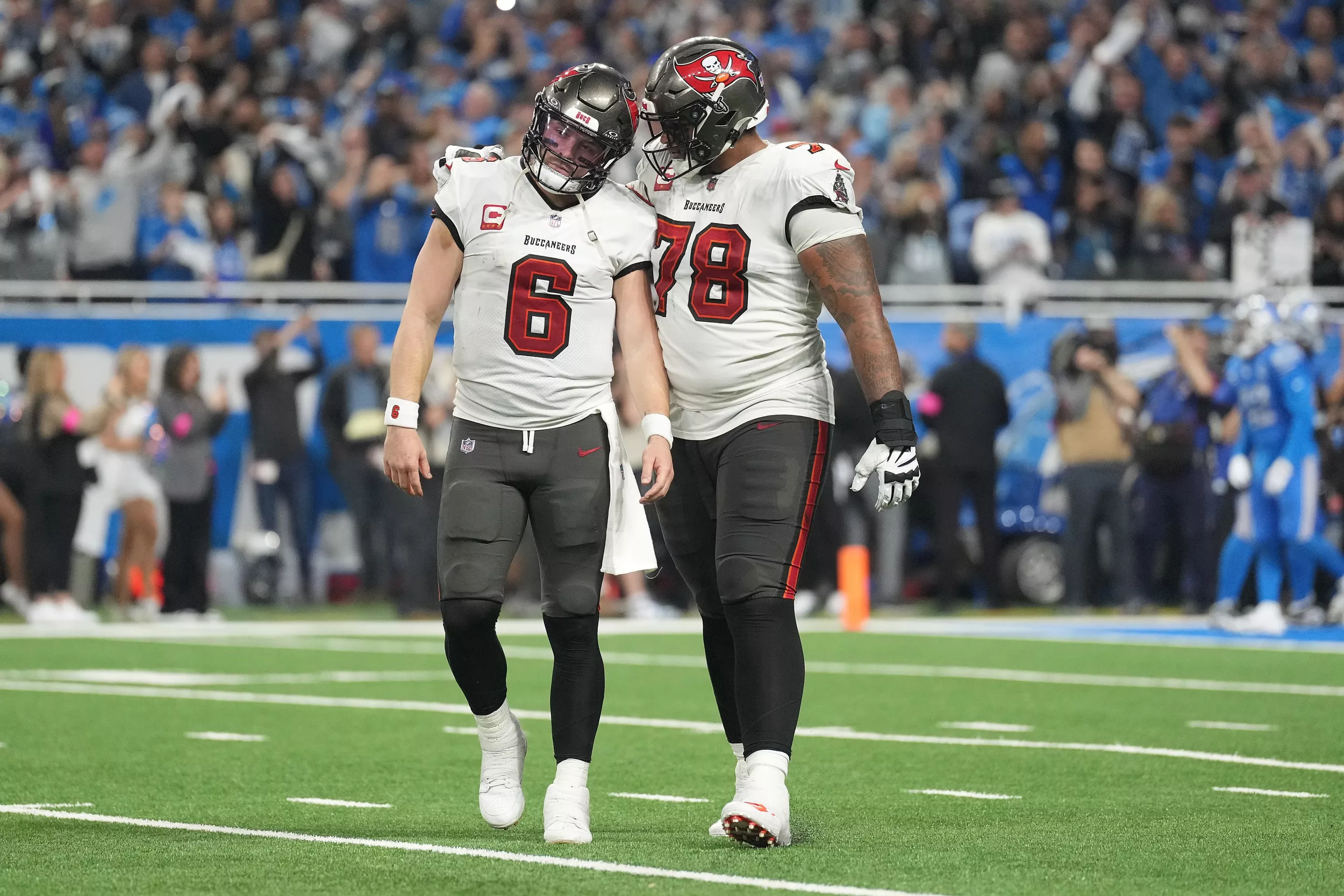 Ric Flair Wants to Hang With Baker Mayfield, But Doesn't Have His Number - Vimarsana News