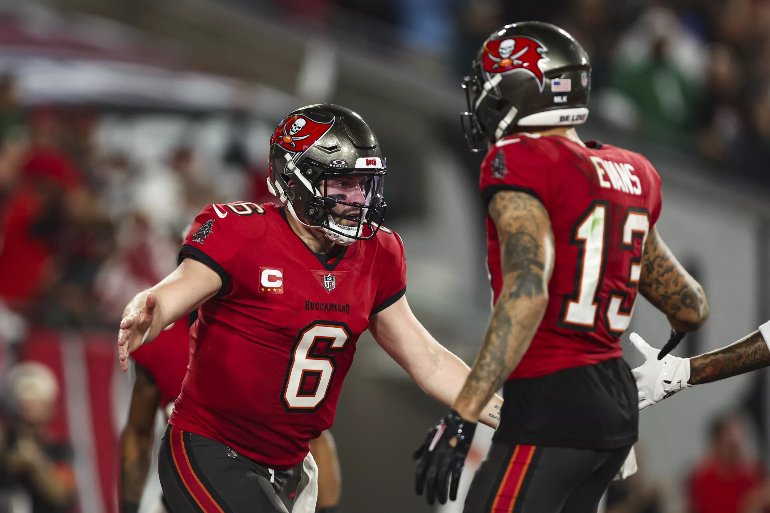 Bucs Face Looming Mayfield, Evans Contract Questions Entering Offseason - Vimarsana News