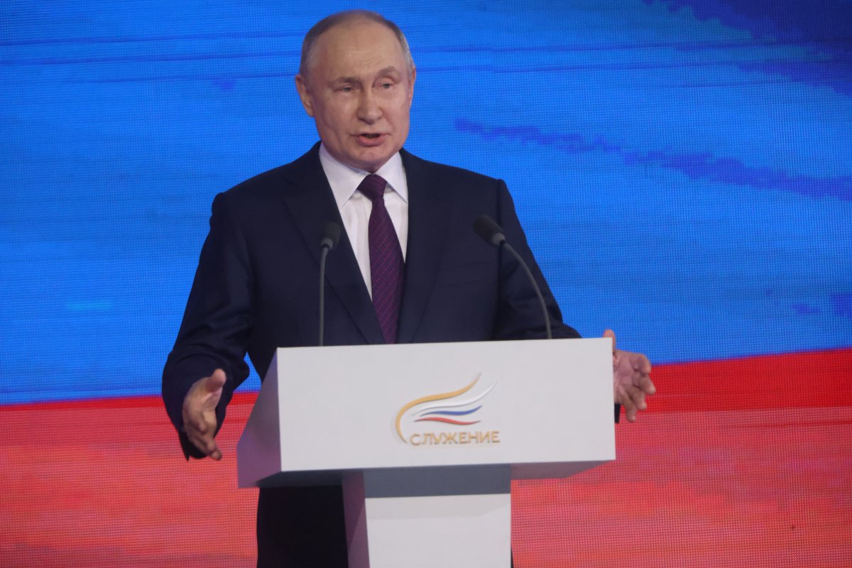 Vladimir Putin durante o evento perto de Moscou 2024