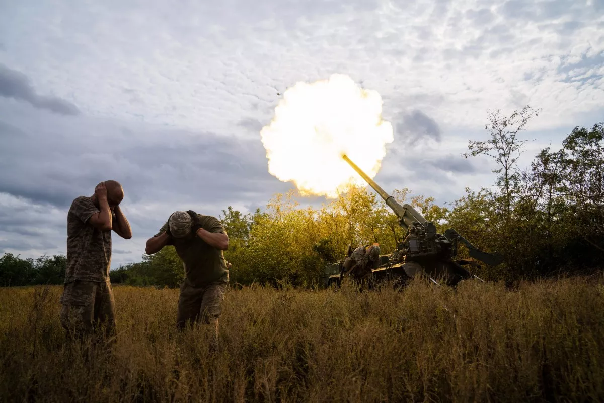 Russia Loses 61 Artillery Systems As Ukraine Downs 200 Drones in a Day—Kyiv - Vimarsana News