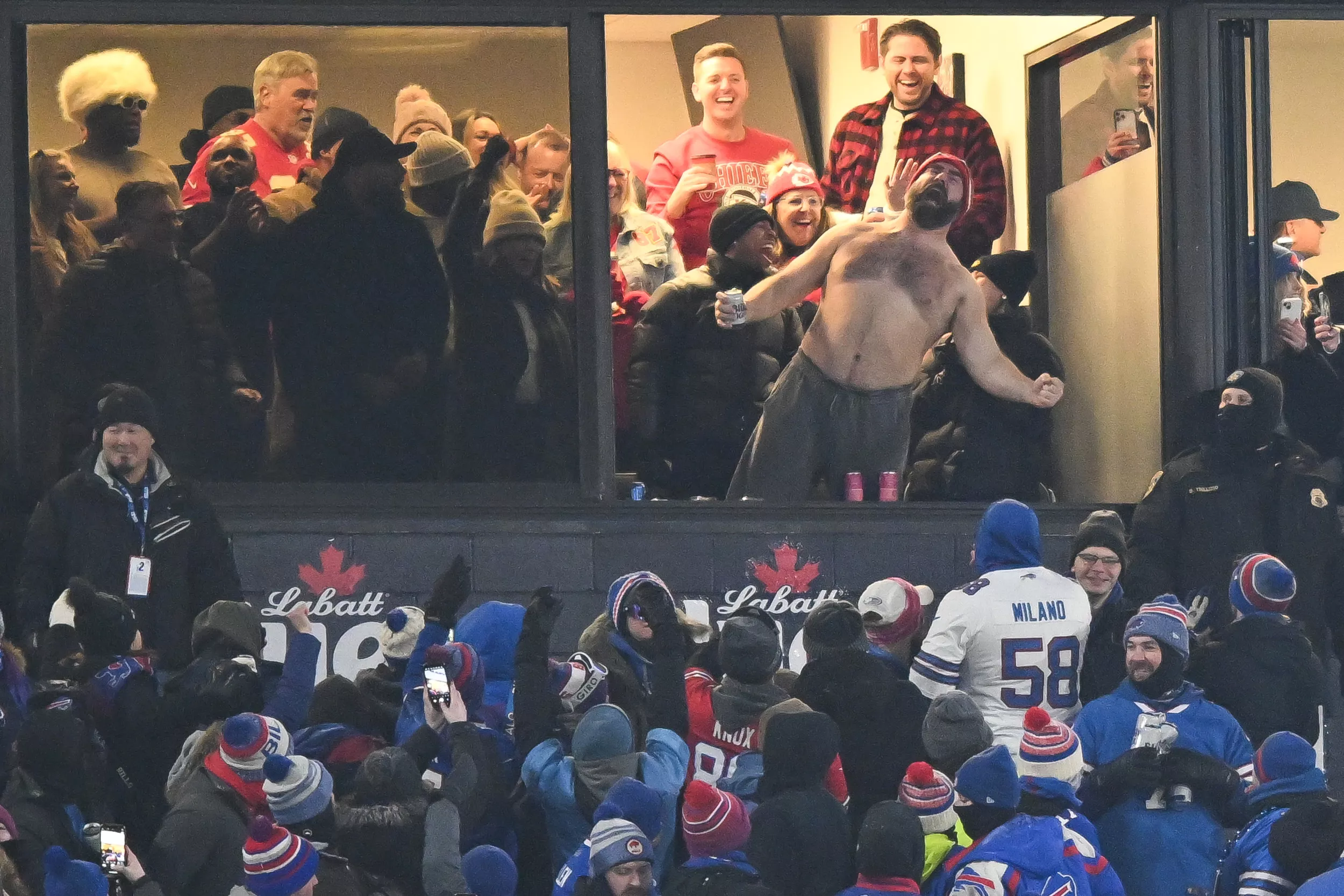 Jason Kelce Will Attend Chiefs vs. Ravens After Wild Shirtless Celebration - Vimarsana News
