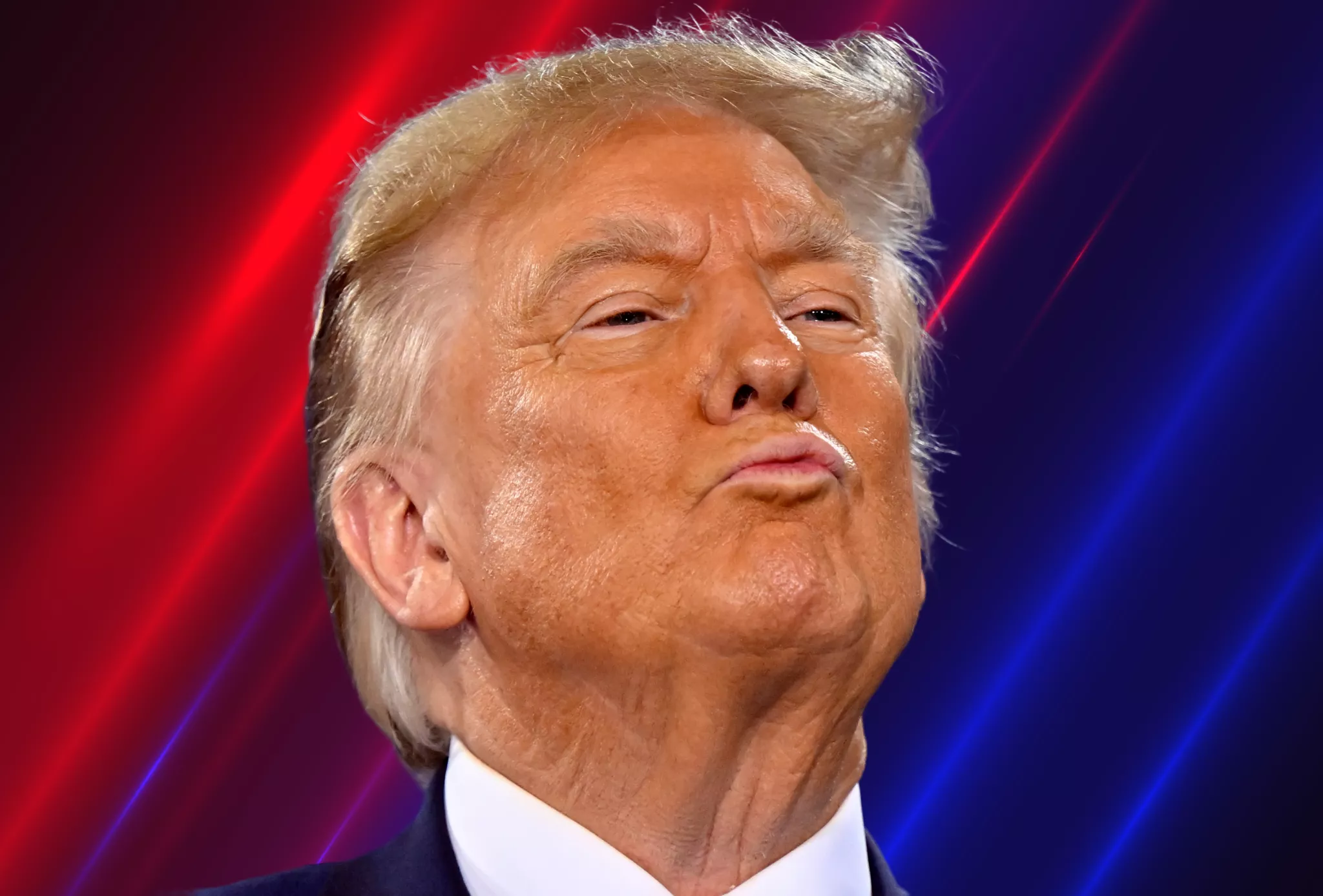 Donald Trump Urged to 'Fire' Makeup Artist - Vimarsana News