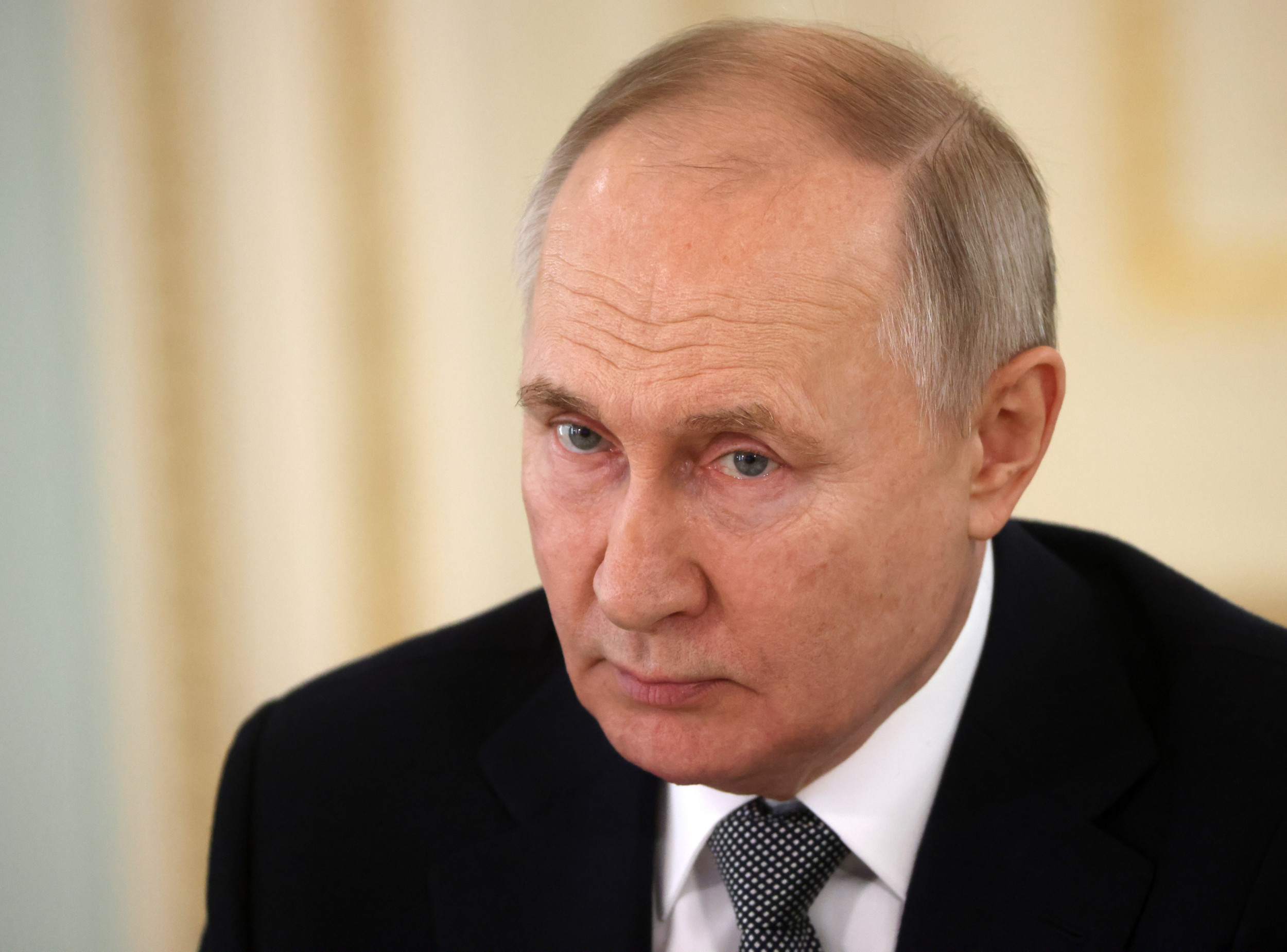 Sekutu Rusia dapat diminta untuk menangkap Putin jika dia berkunjung