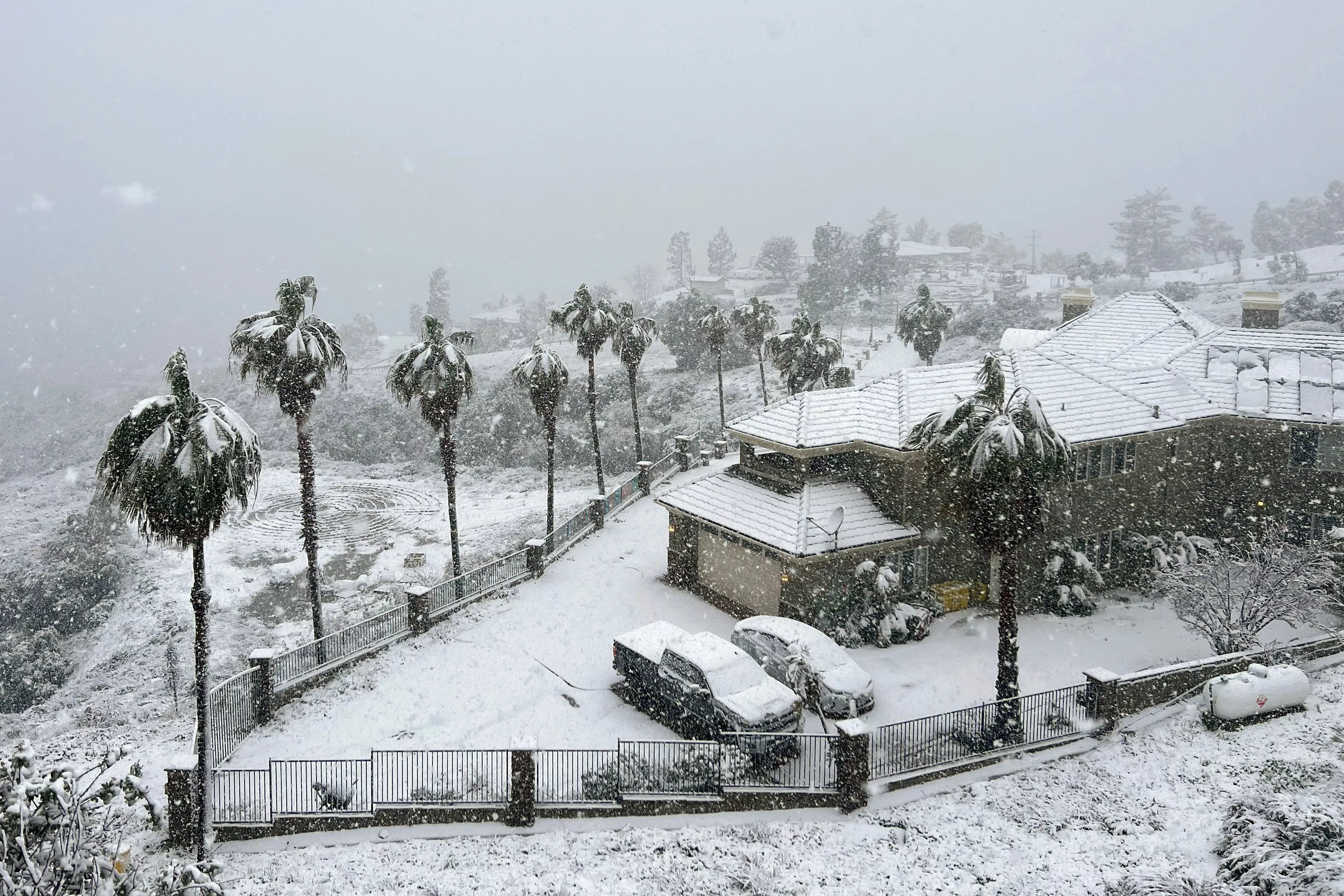 California Homeowners Exposed to Millions in Losses Ahead of Monster Storm - Vimarsana News