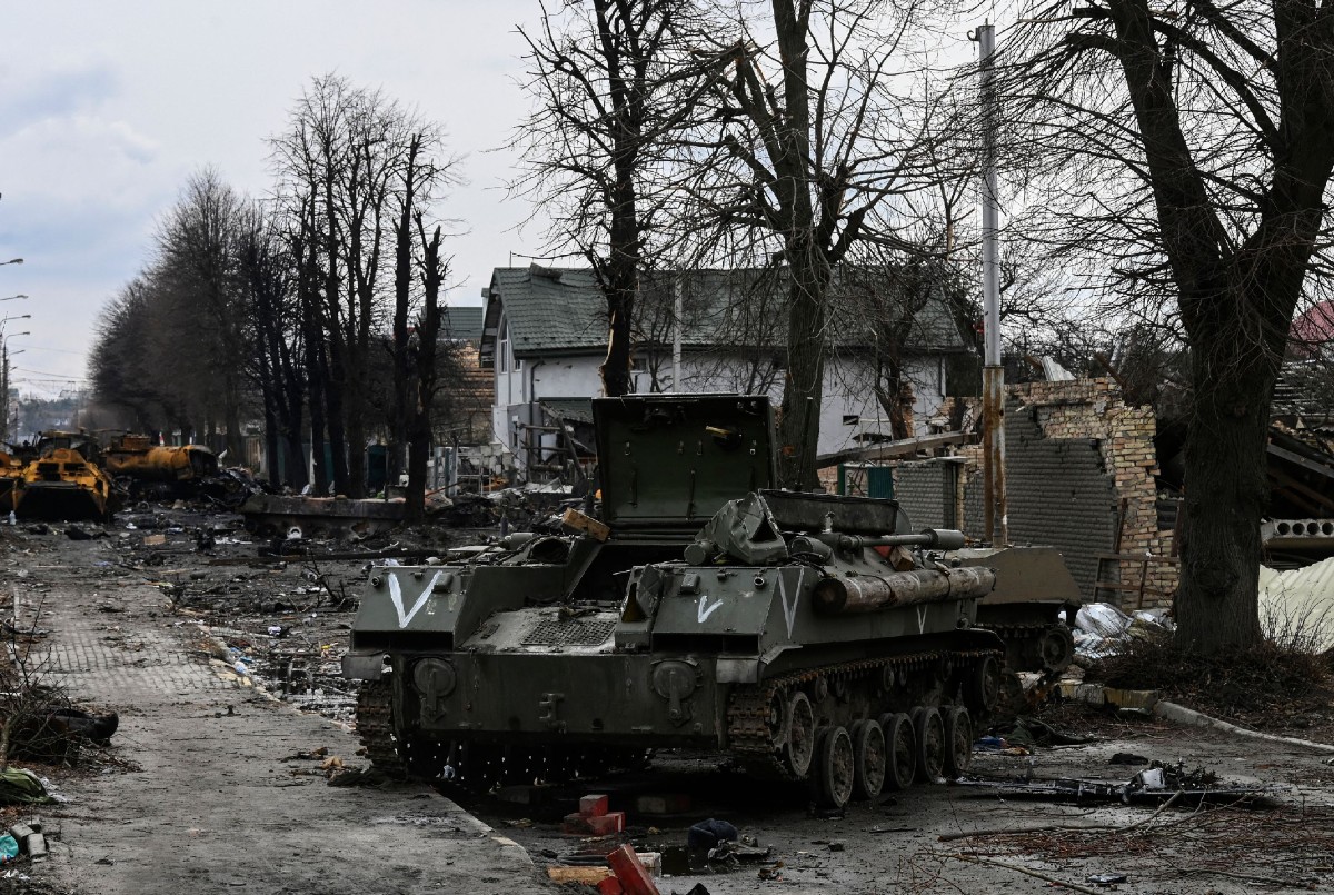 Russia Loses 1020 Soldiers, 17 Tanks, 35 APVs in a Day: Kyiv