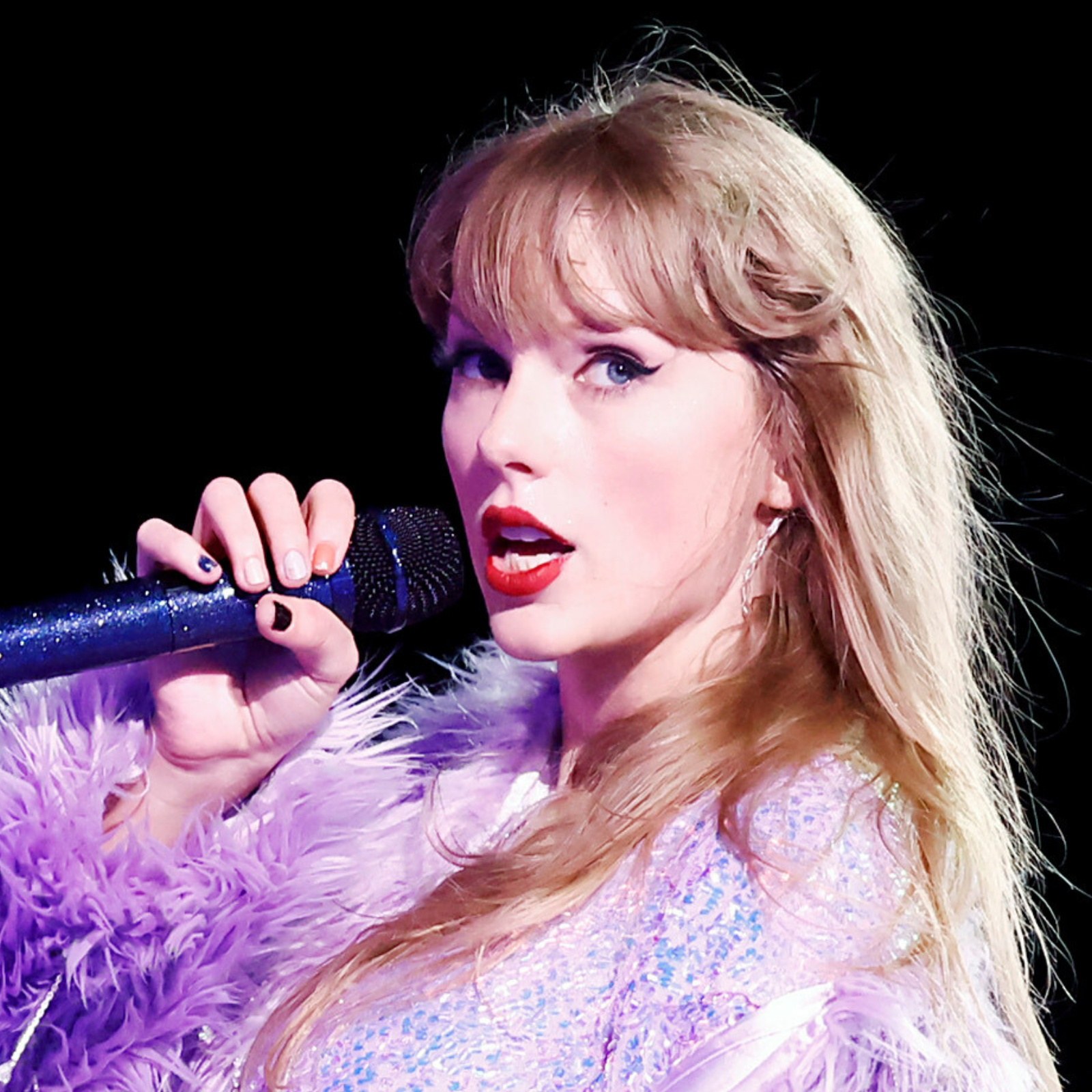 Taylor Swift Accused of Lip-Syncing - Newsweek